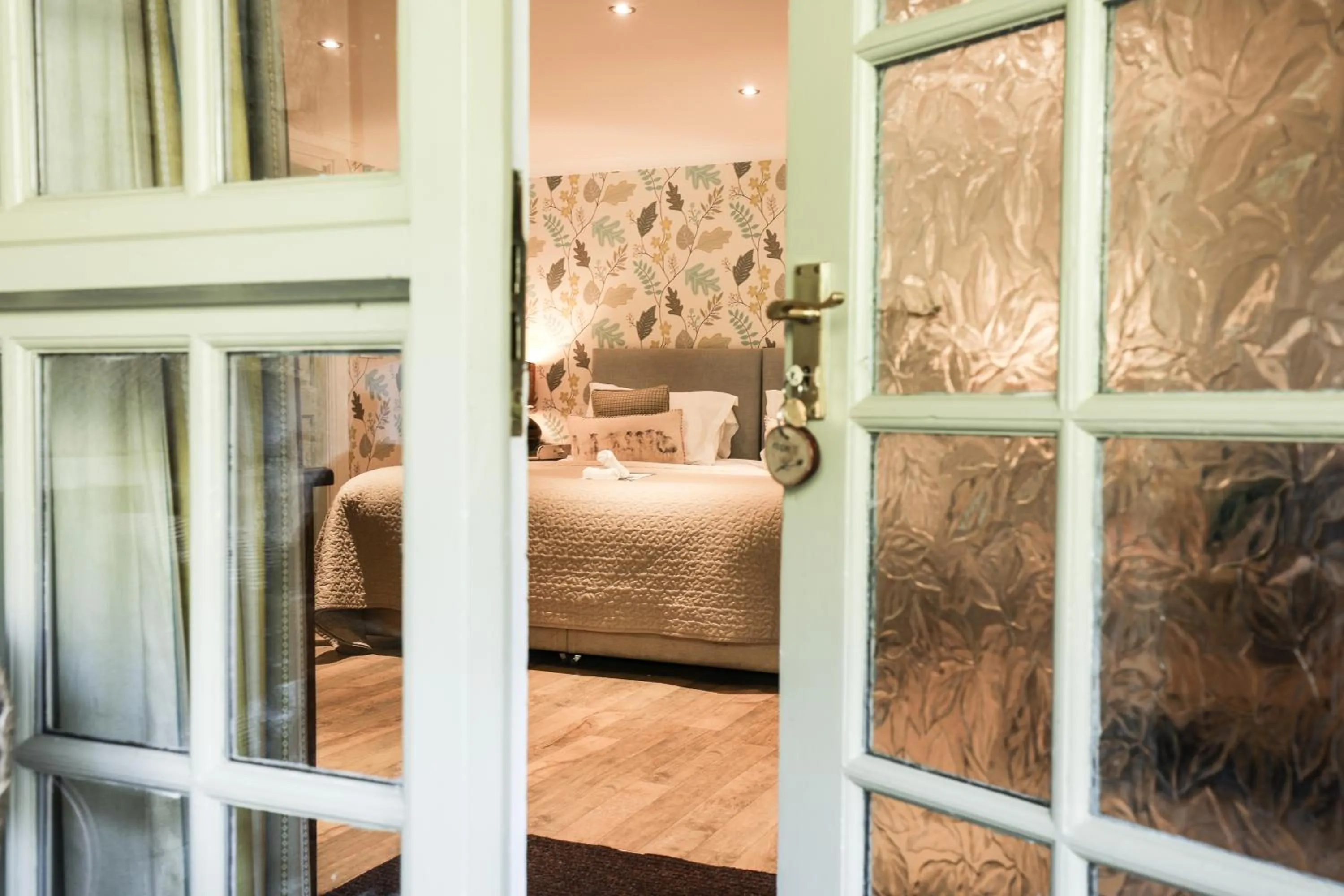 Bed in The Black Swan