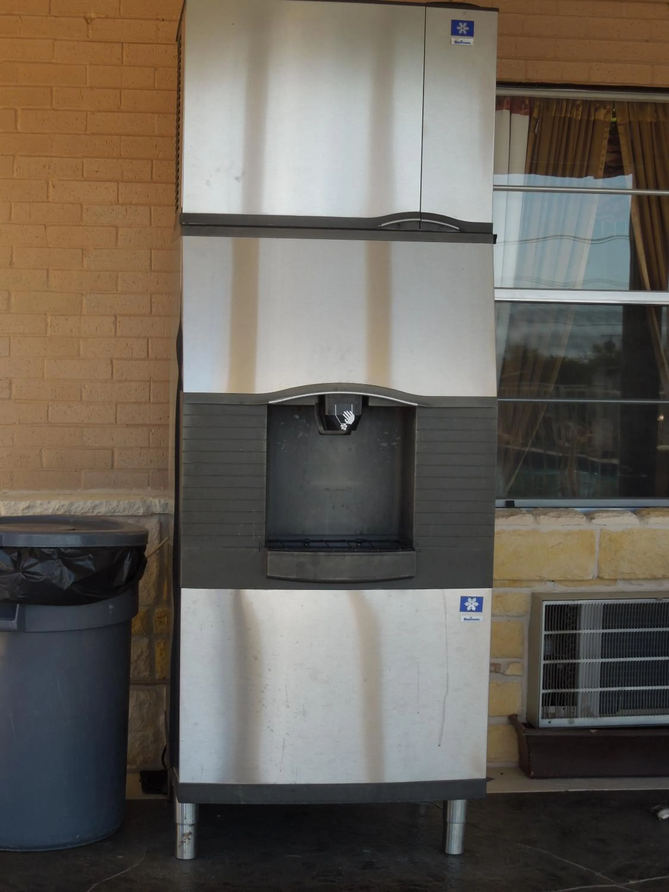 Bathroom in Relax Inn Mineral Wells