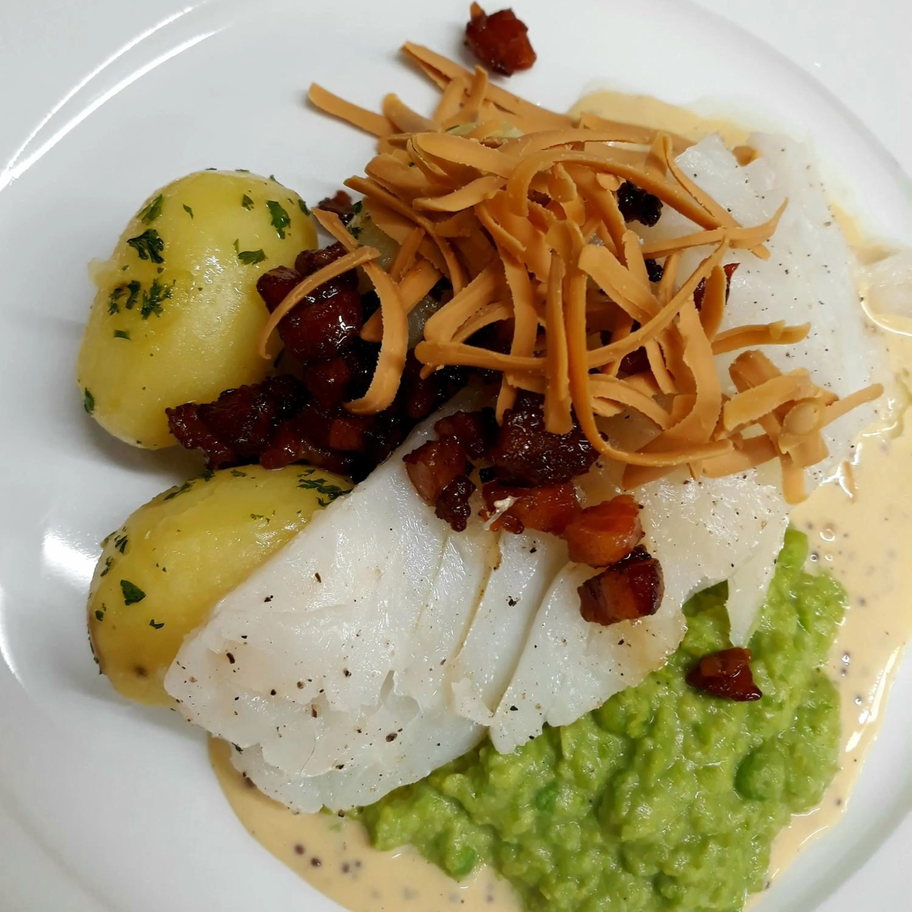 Food and drinks in Skagi Bed & Lodge