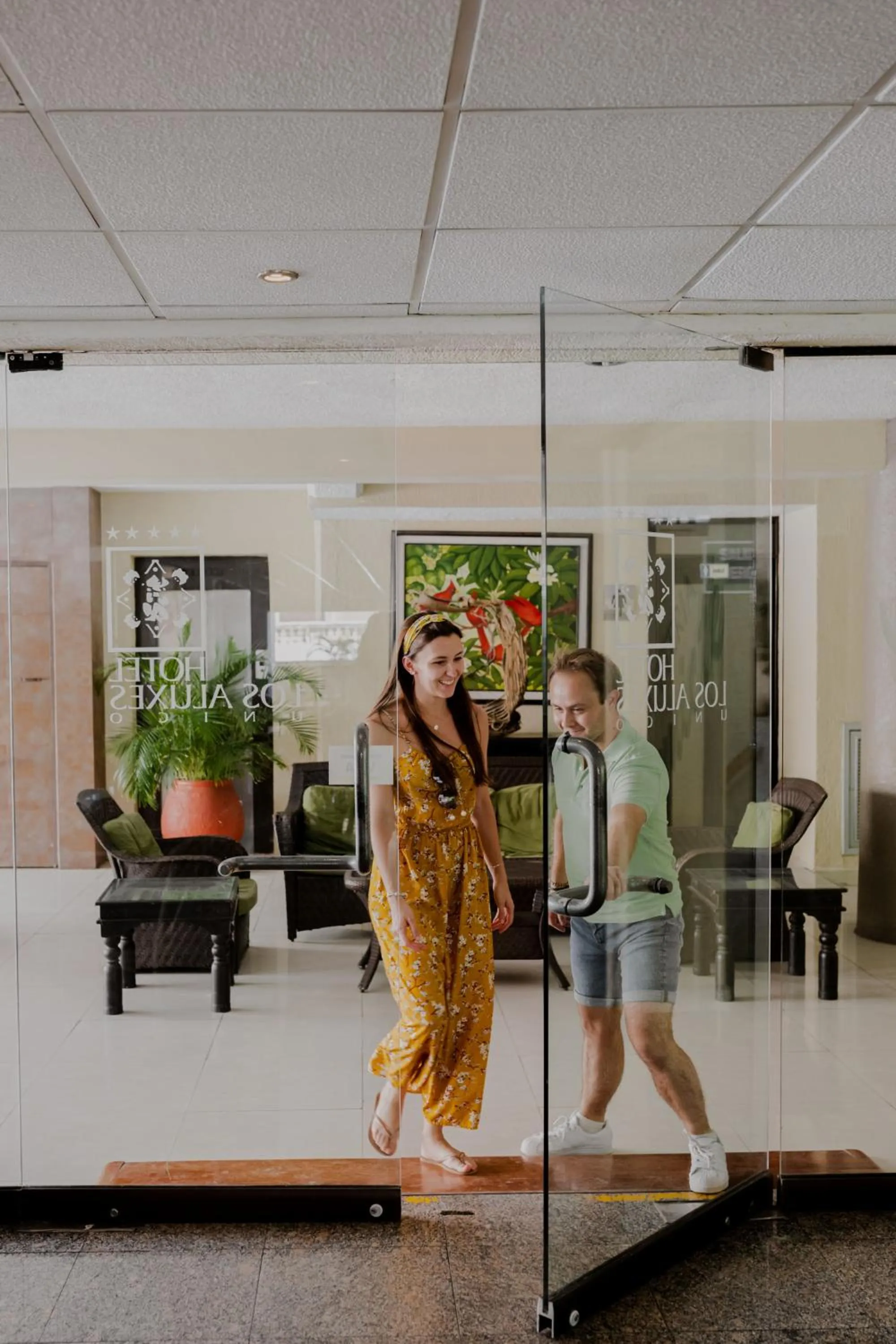 Restaurant/places to eat in Hotel Los Aluxes