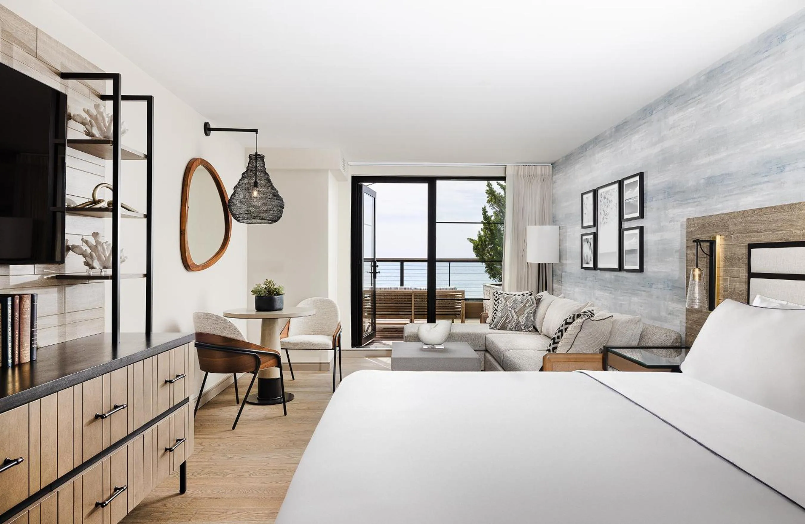 Bedroom, Bed in Gurney's Montauk Resort & Seawater Spa