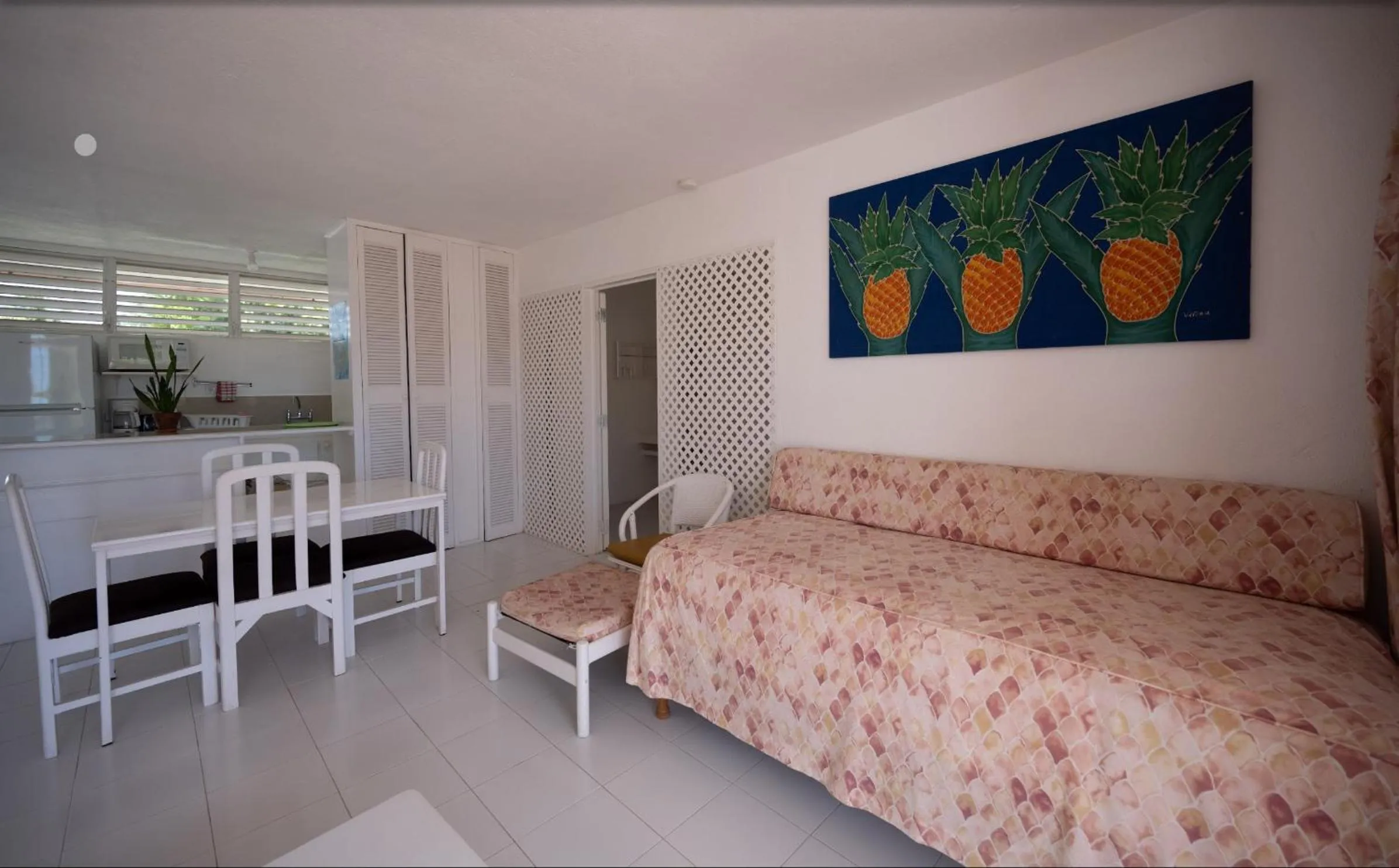 Bed in The Monteray Hotel