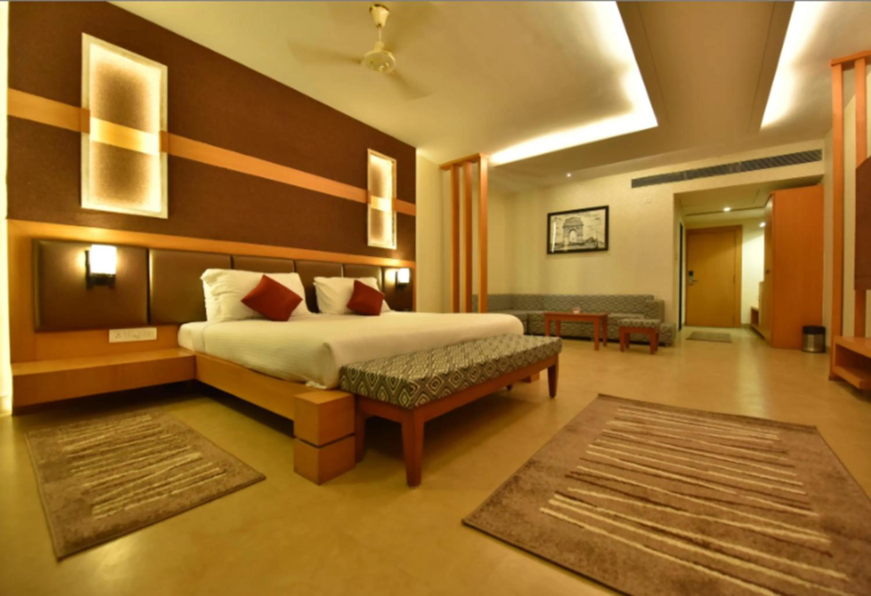 Bedroom in Hotel Kanha’s Palm Springs