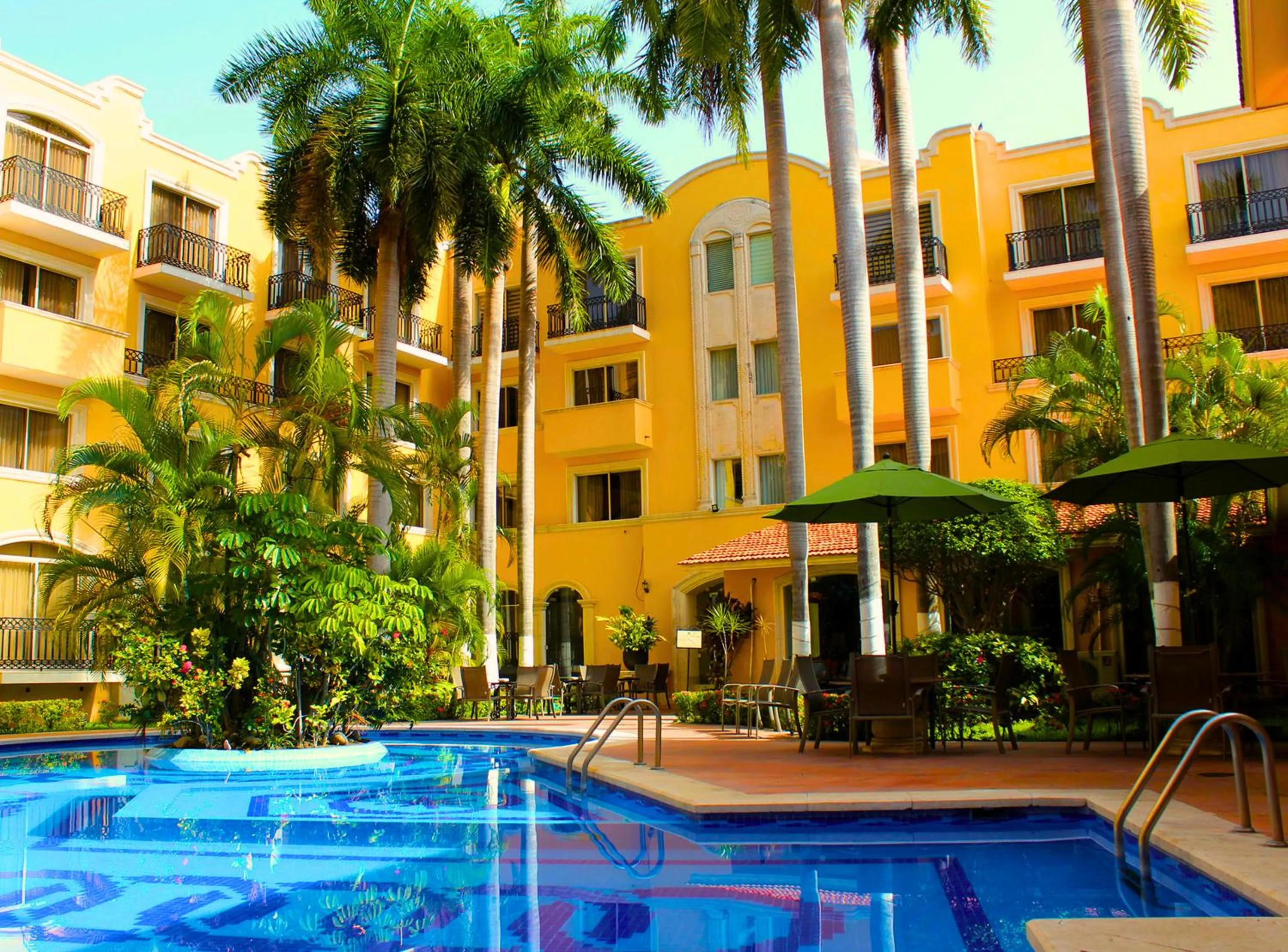 Garden view in Hotel Hacienda Real