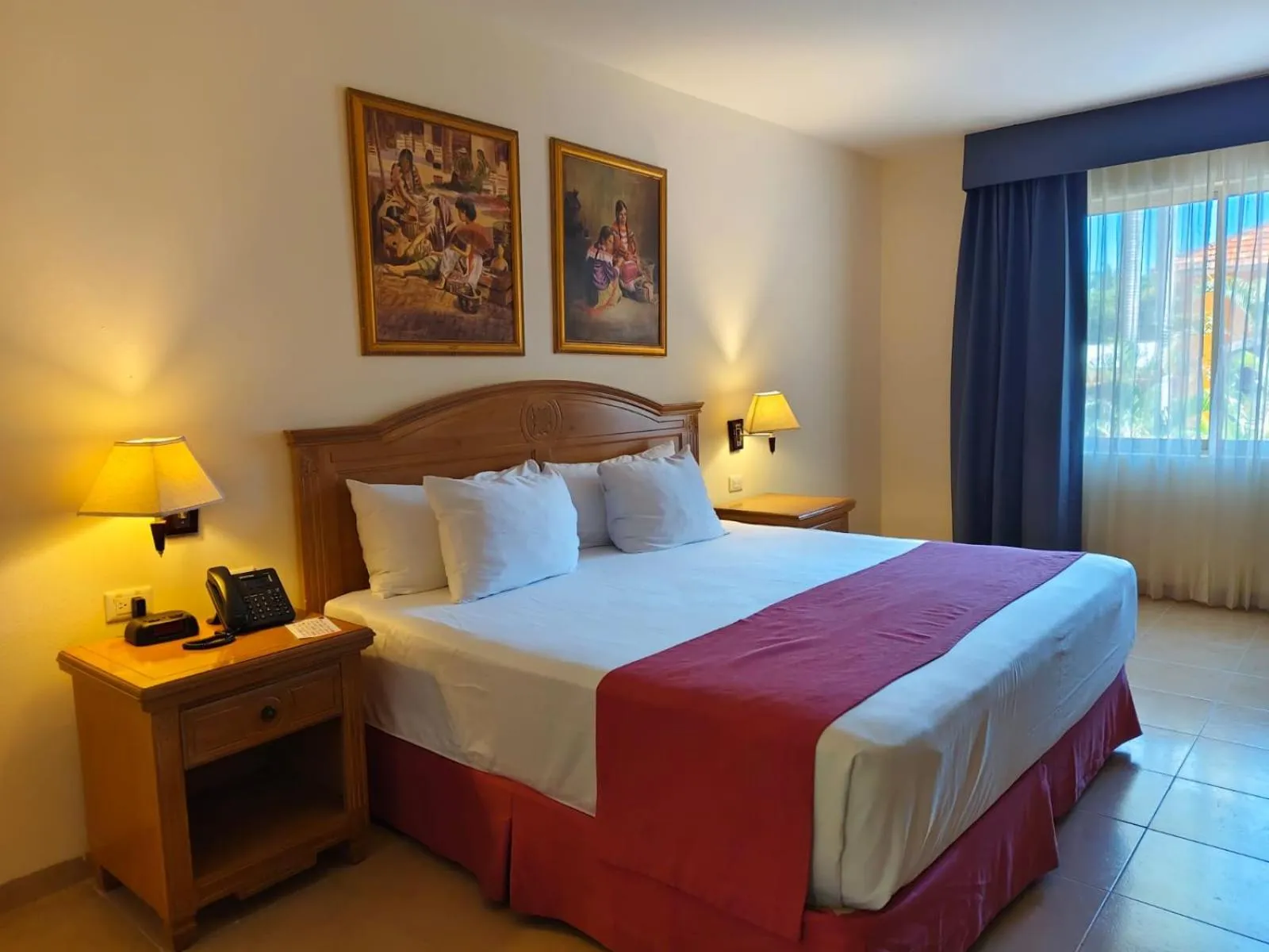 Bed in Hotel Hacienda Real