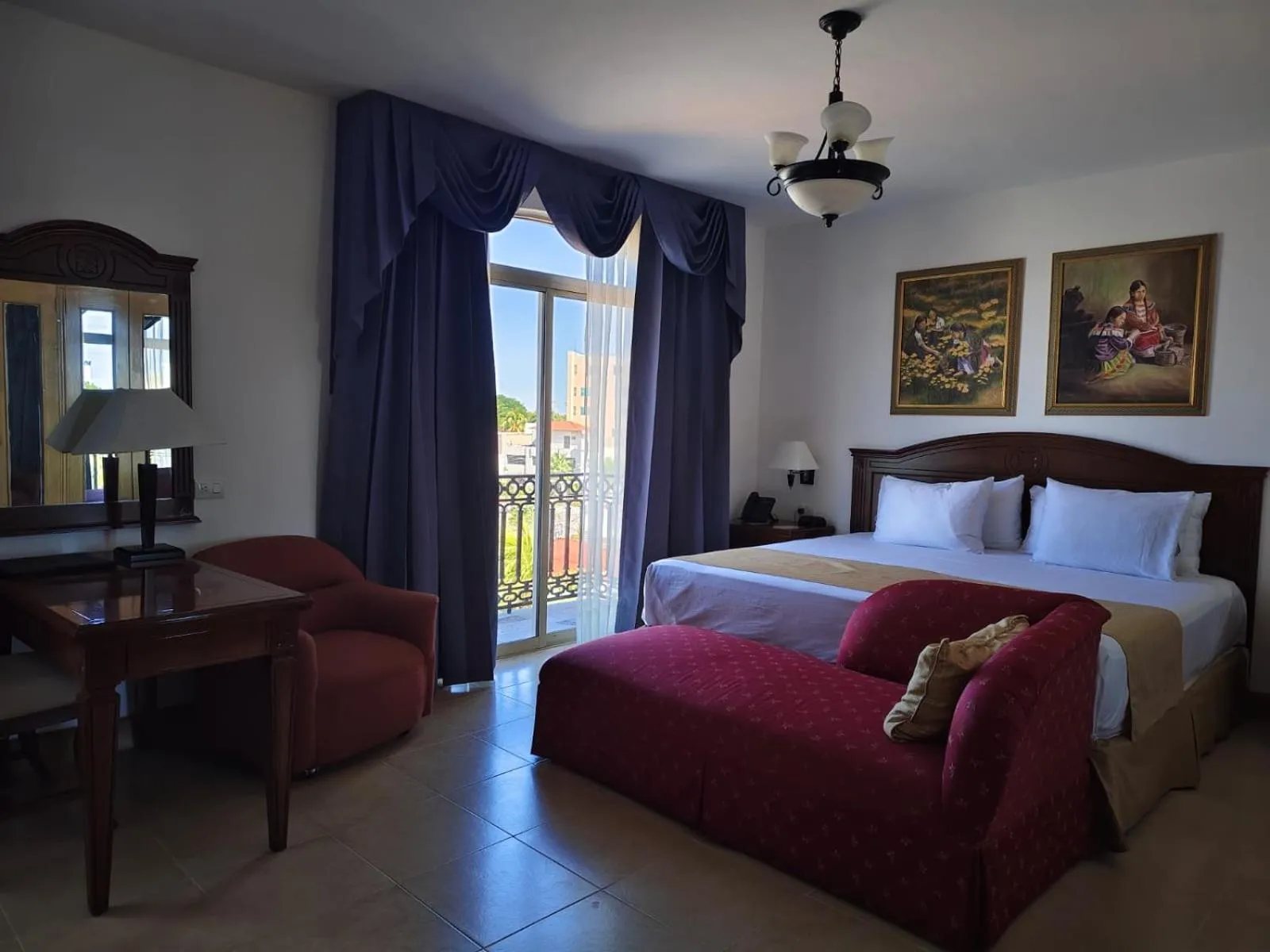 Bed in Hotel Hacienda Real