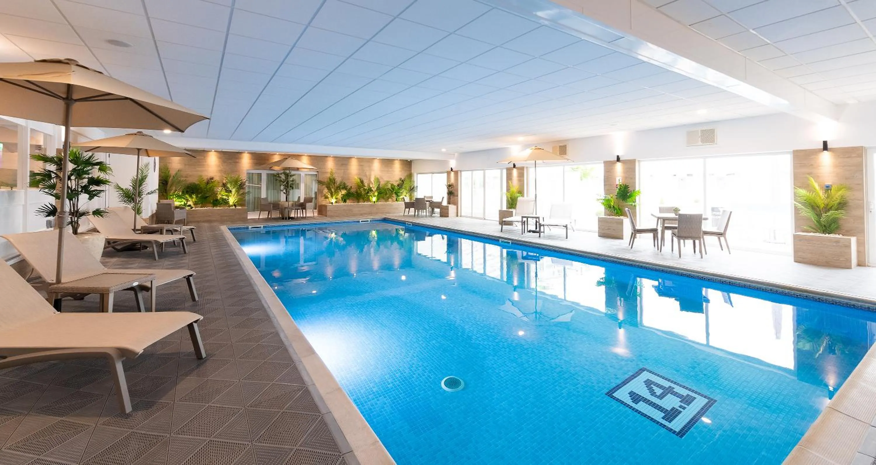 Swimming pool in The Barnstaple Hotel