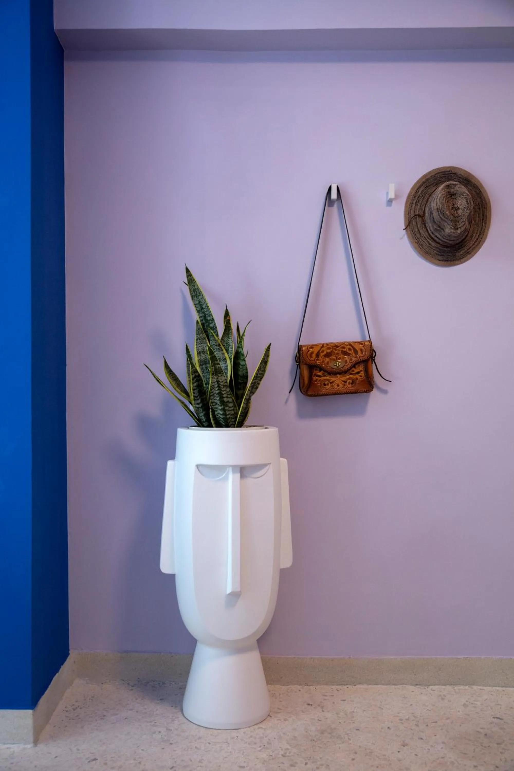 Decorative detail in The Frogs_Guest House