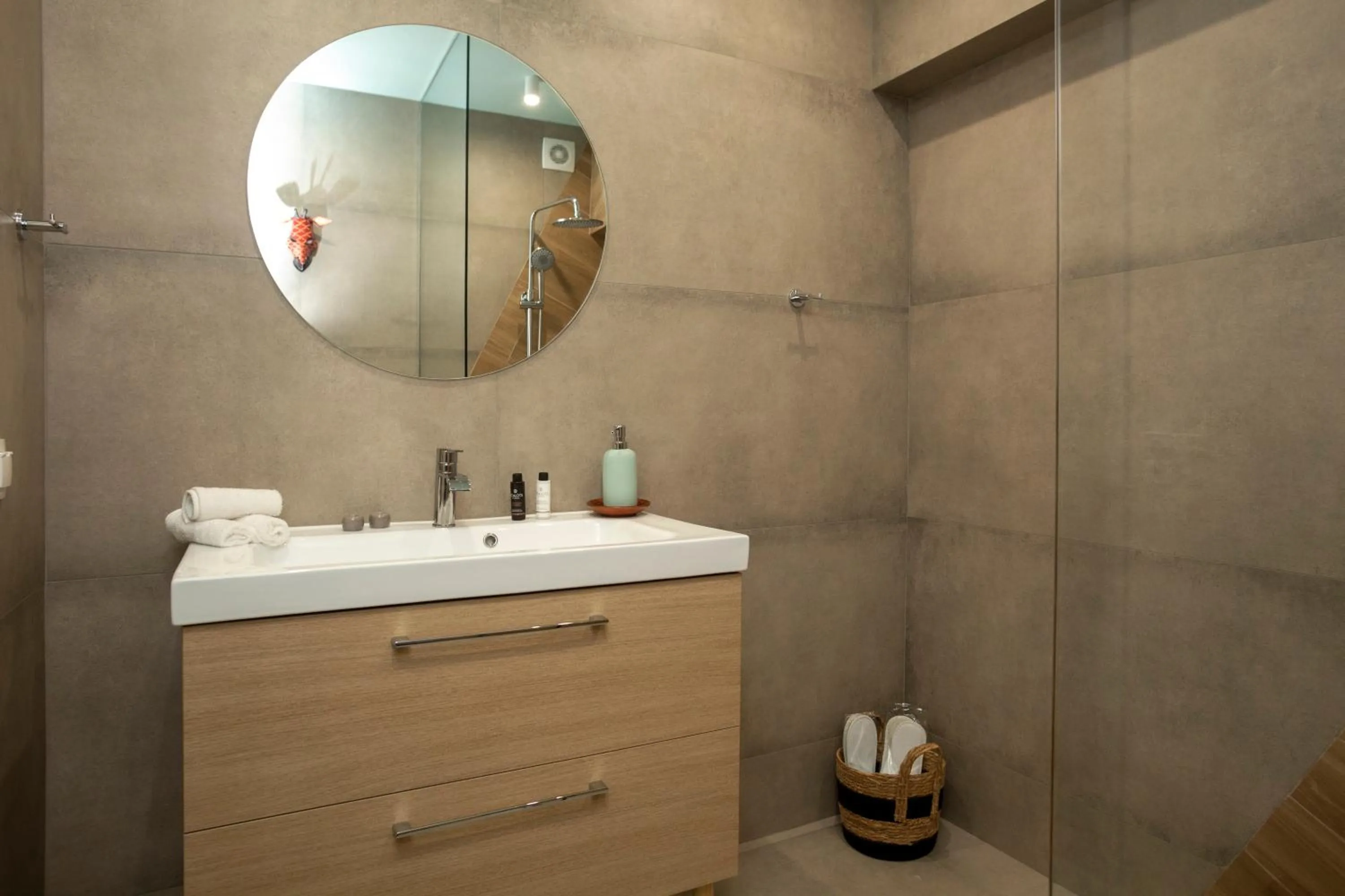 Bathroom in The Frogs_Guest House