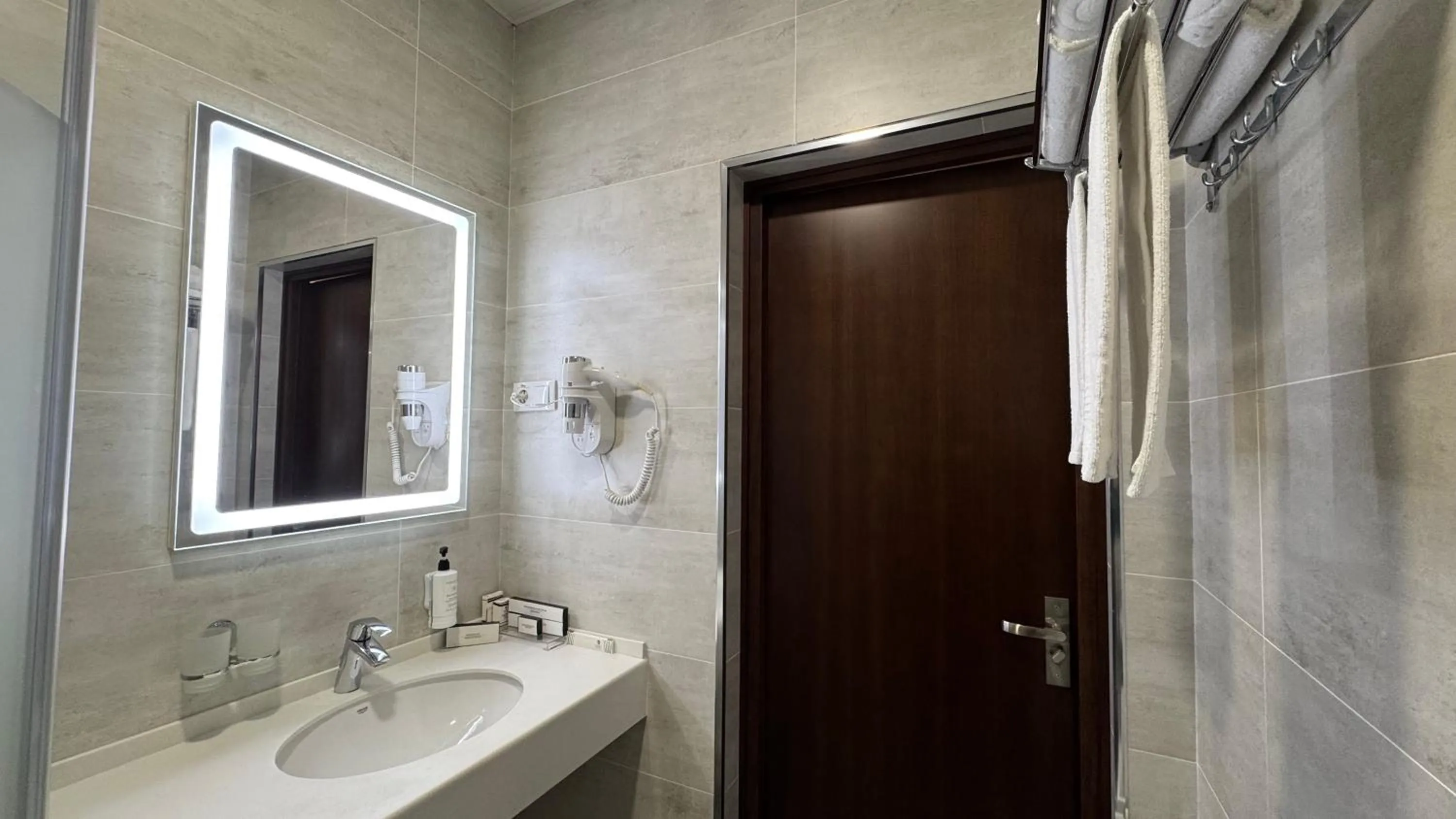 Bathroom in Navruz Hotel Tashkent
