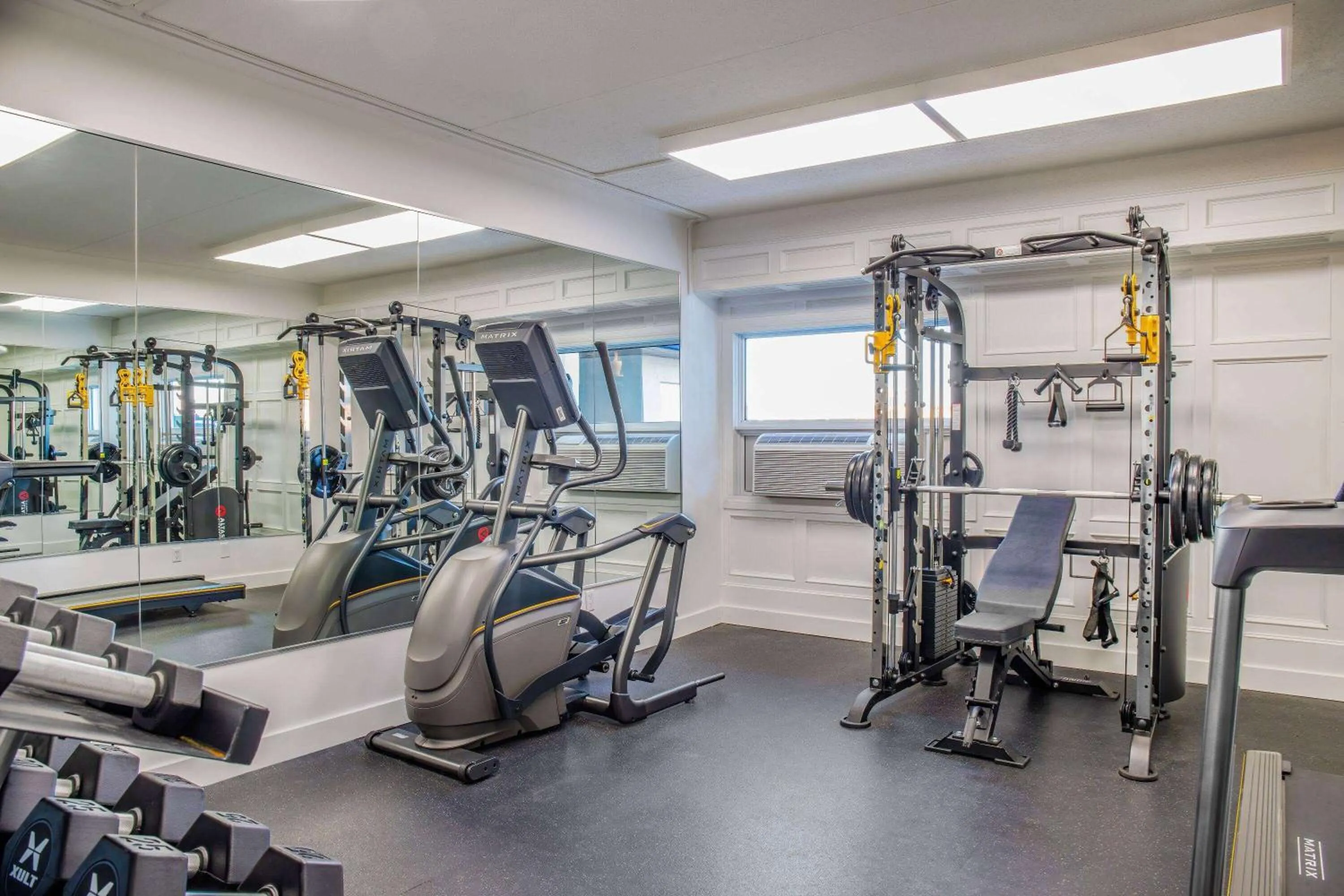 Days Inn & Conference Centre by Wyndham Camrose Norsemen