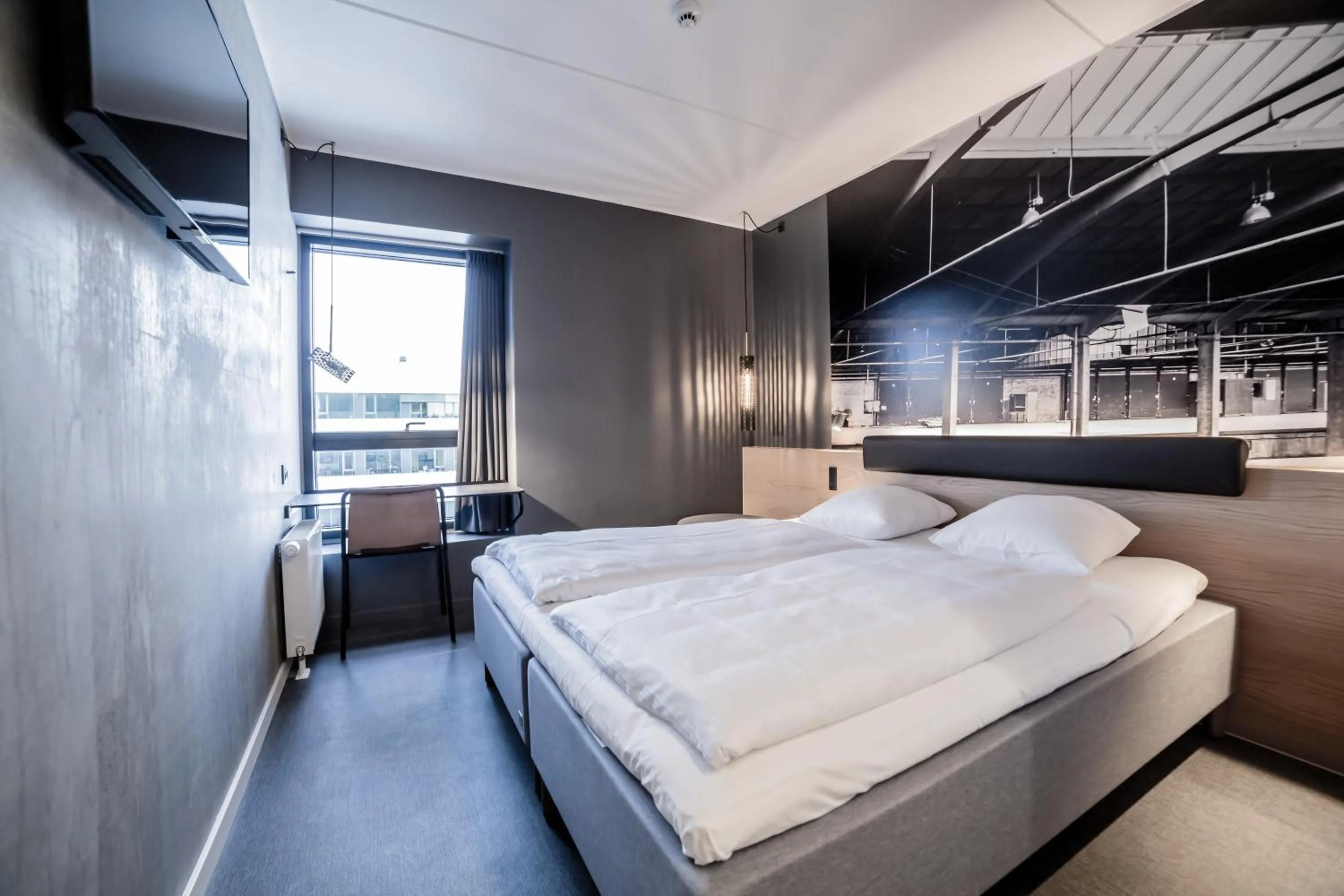 Bedroom, Bed in Four Points Flex by Sheraton Aalborg