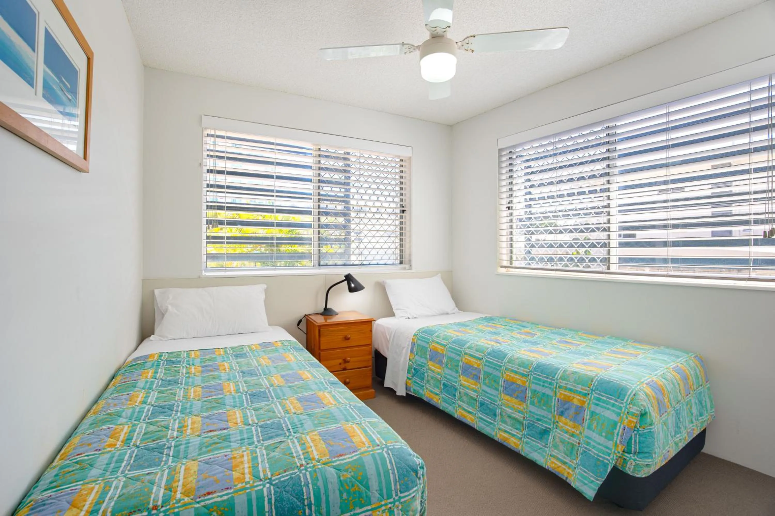 Bedroom, Bed in Coral Sea Apartments