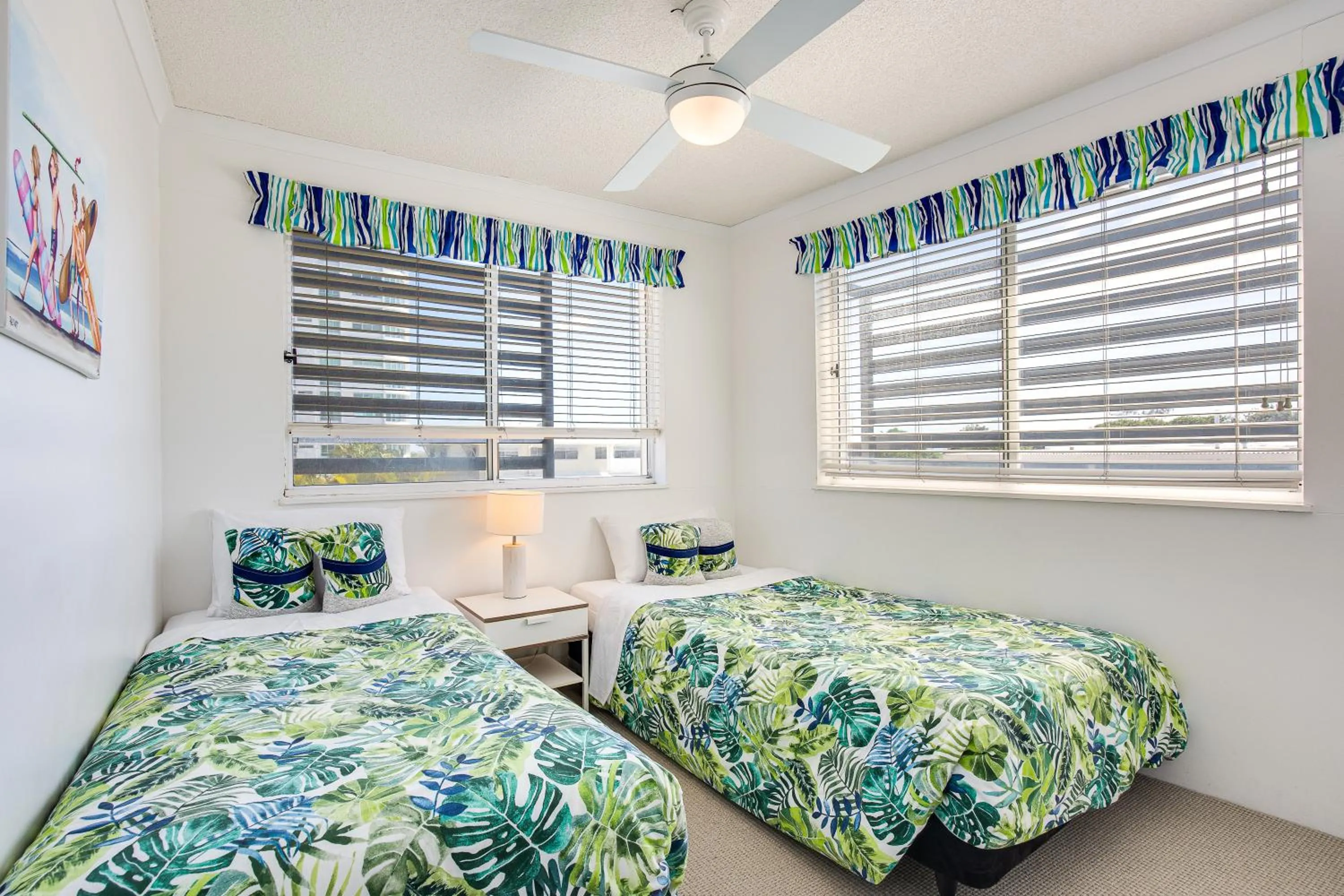 Bedroom, Bed in Coral Sea Apartments