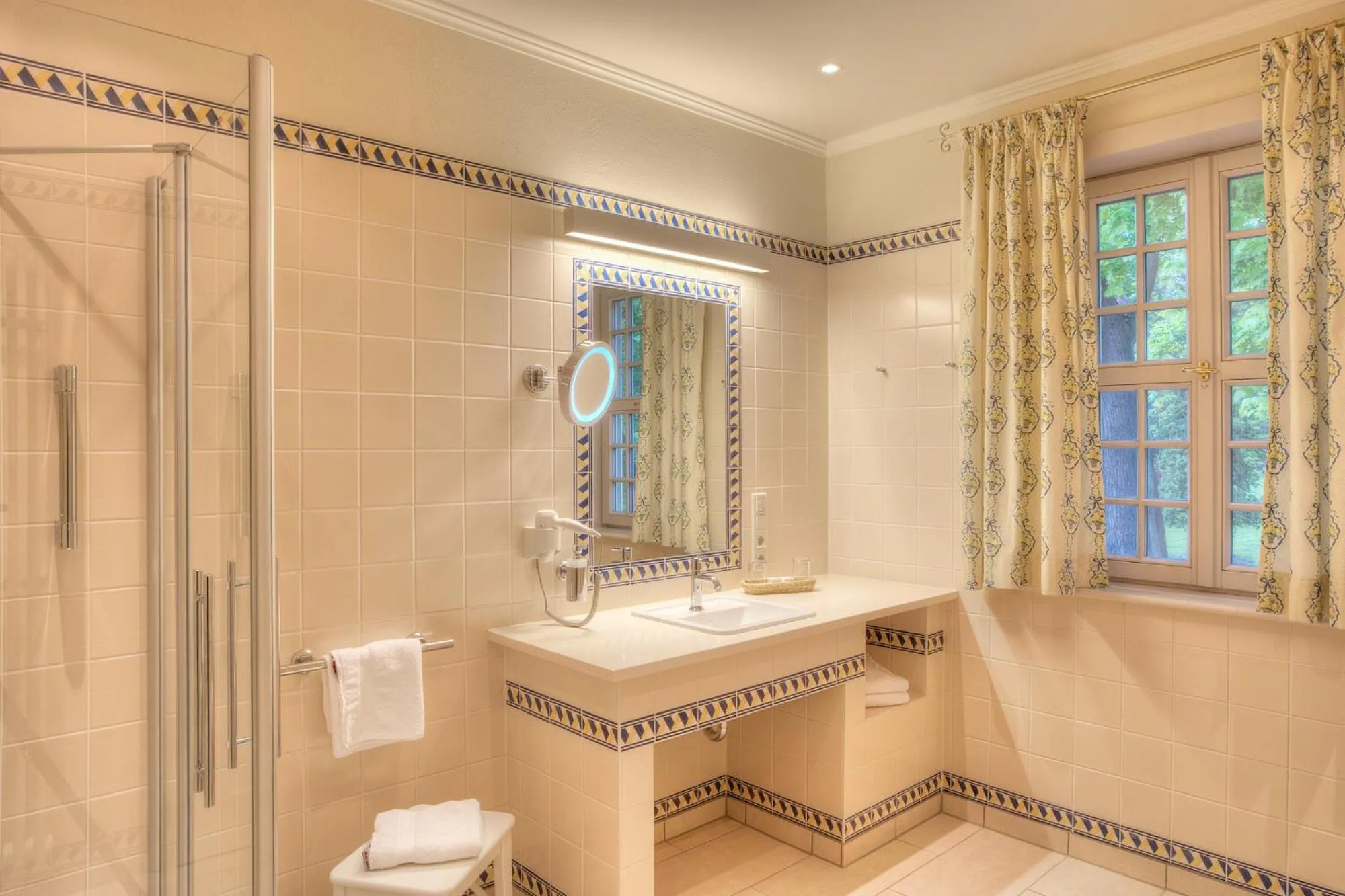 Bathroom in Urlaubsresidenz Marstall und Kanzlei im Schlossensemble