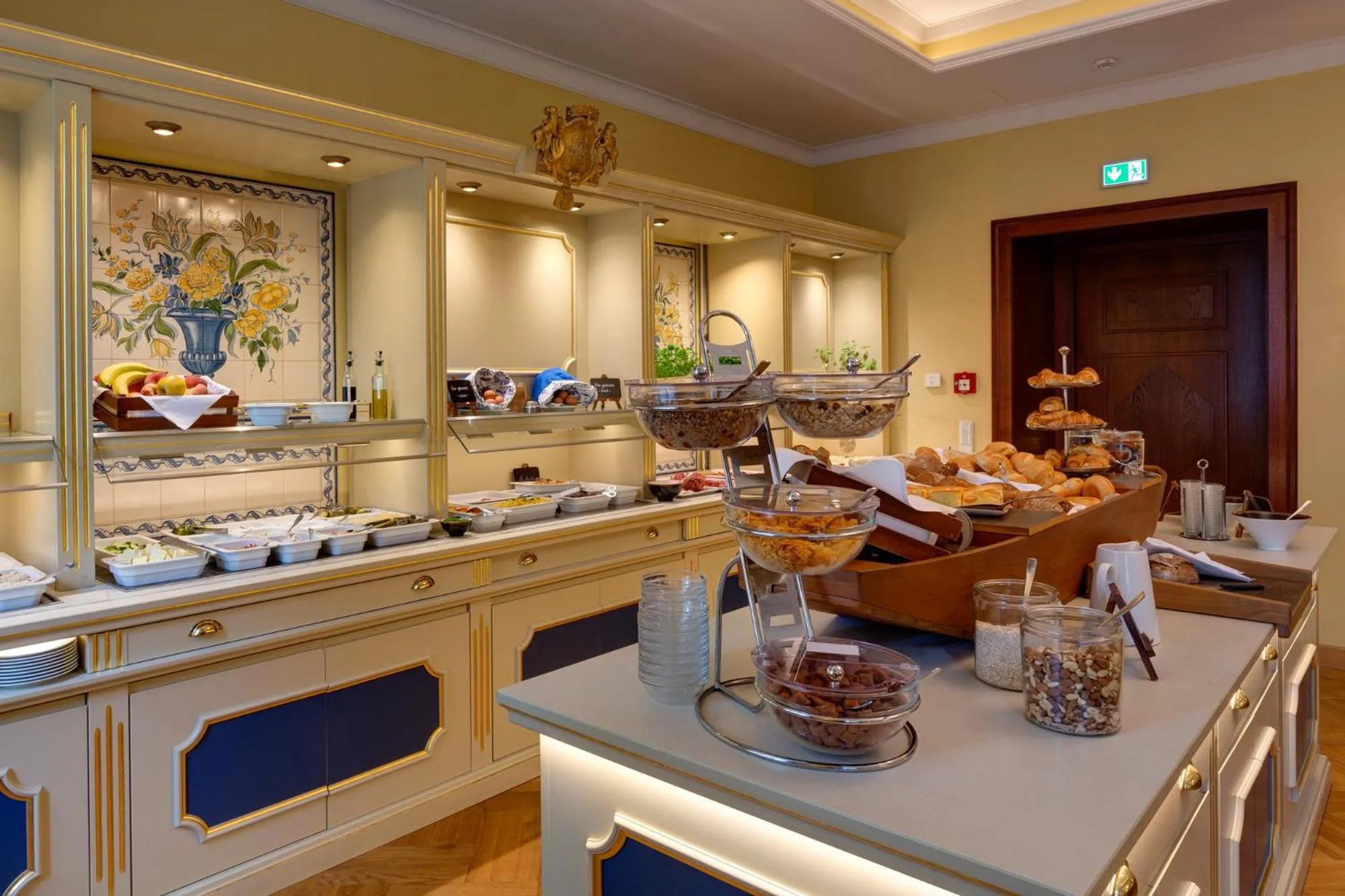 Restaurant/places to eat in Urlaubsresidenz Marstall und Kanzlei im Schlossensemble