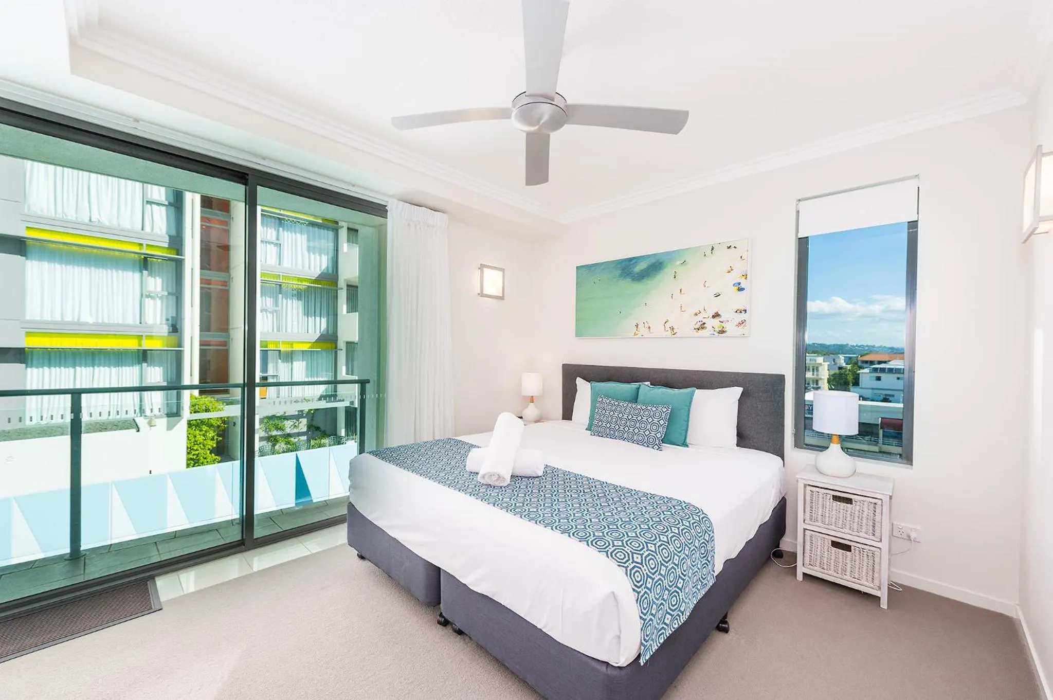 Bedroom, Bed in Beach on Sixth