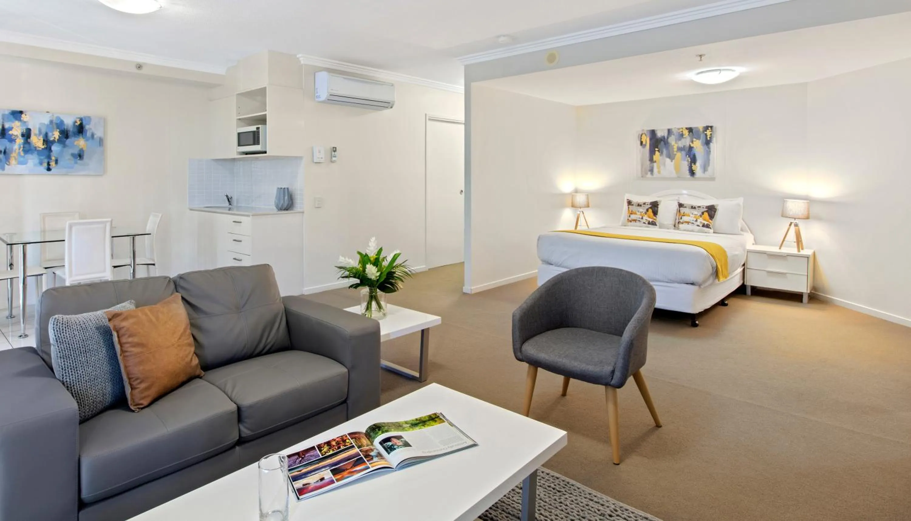 Bed in Beach on Sixth