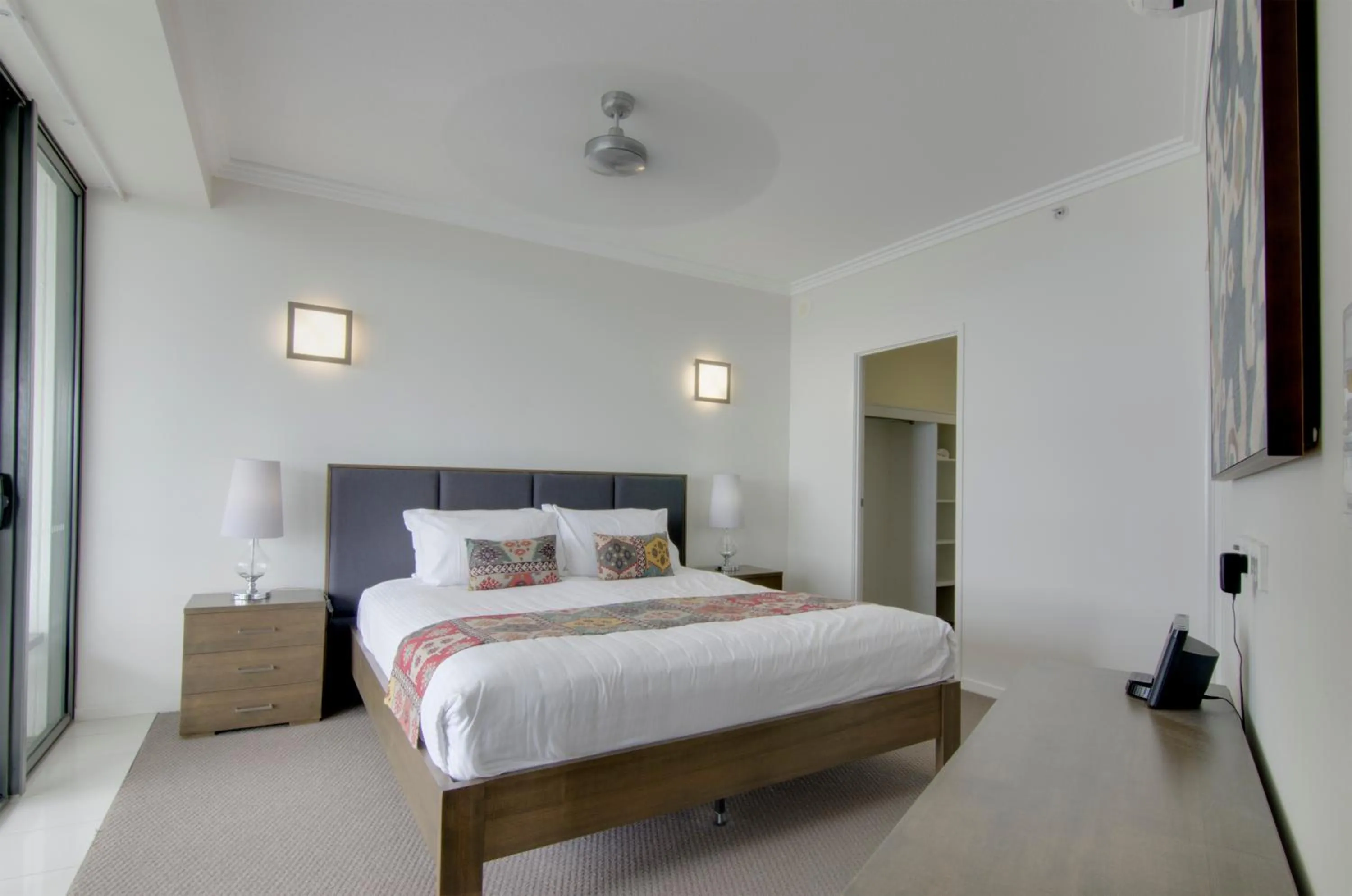 Photo of the whole room, Bed in Beach on Sixth