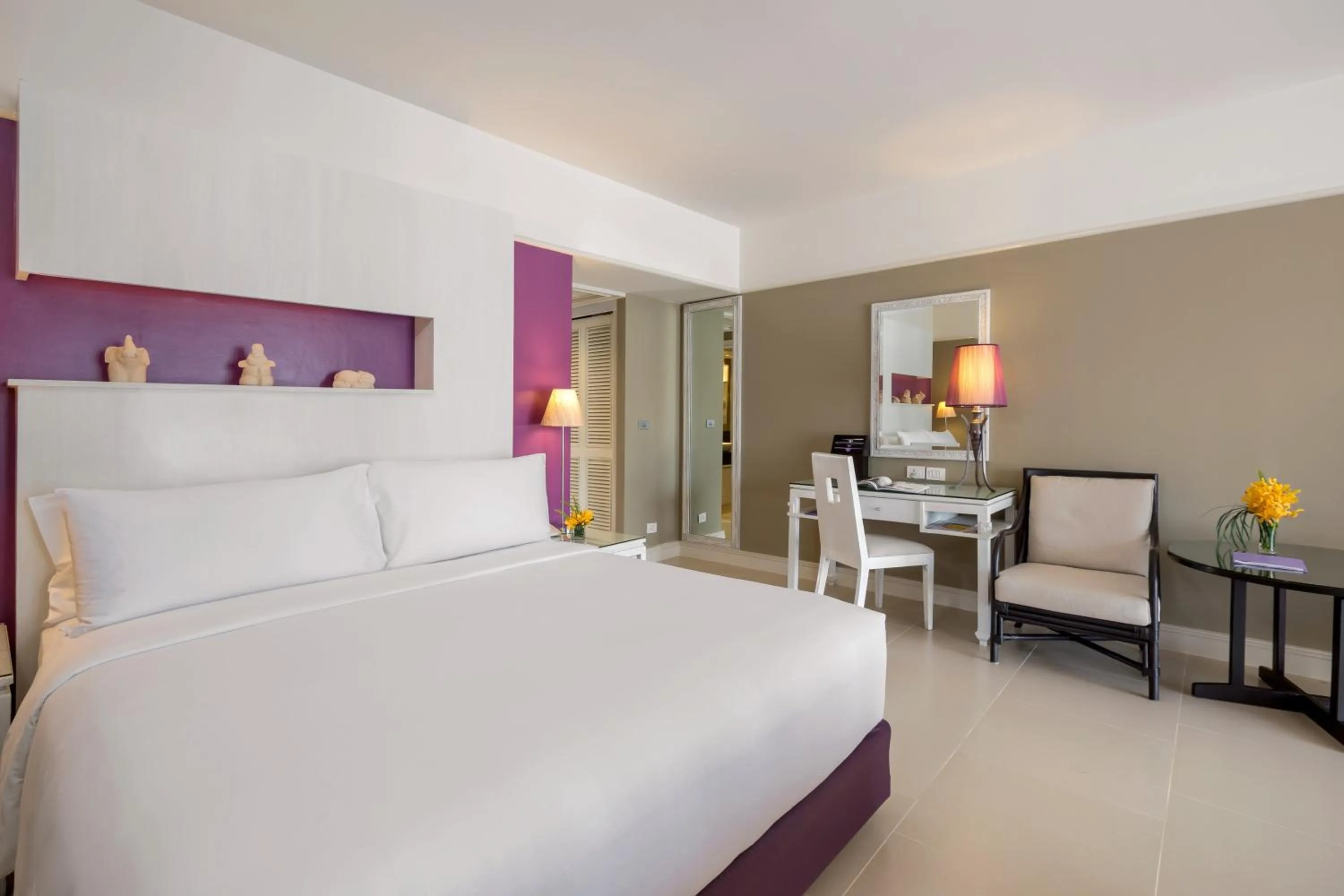 Bedroom, Bed in Angsana Laguna Phuket