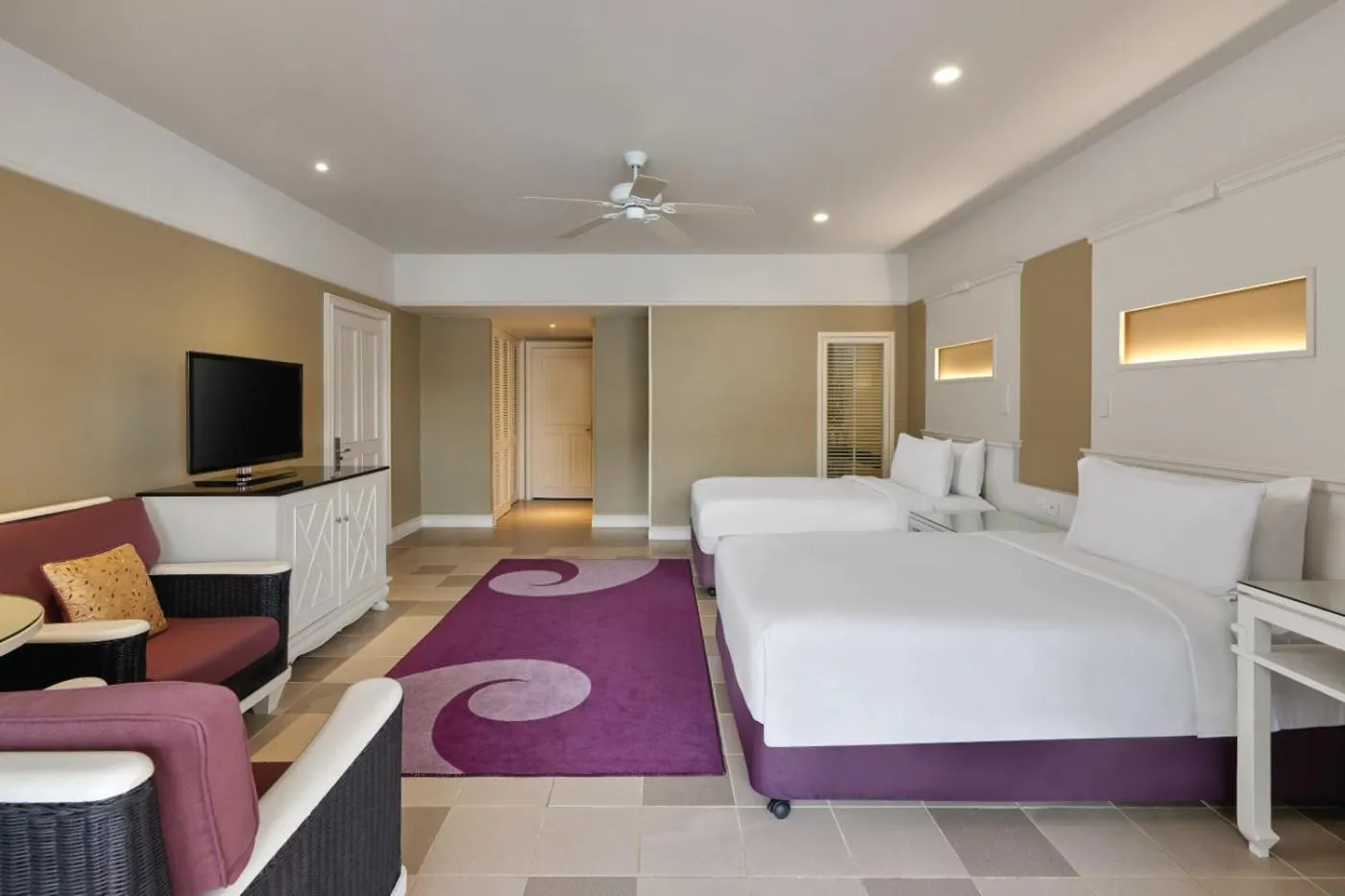 Bed in Angsana Laguna Phuket