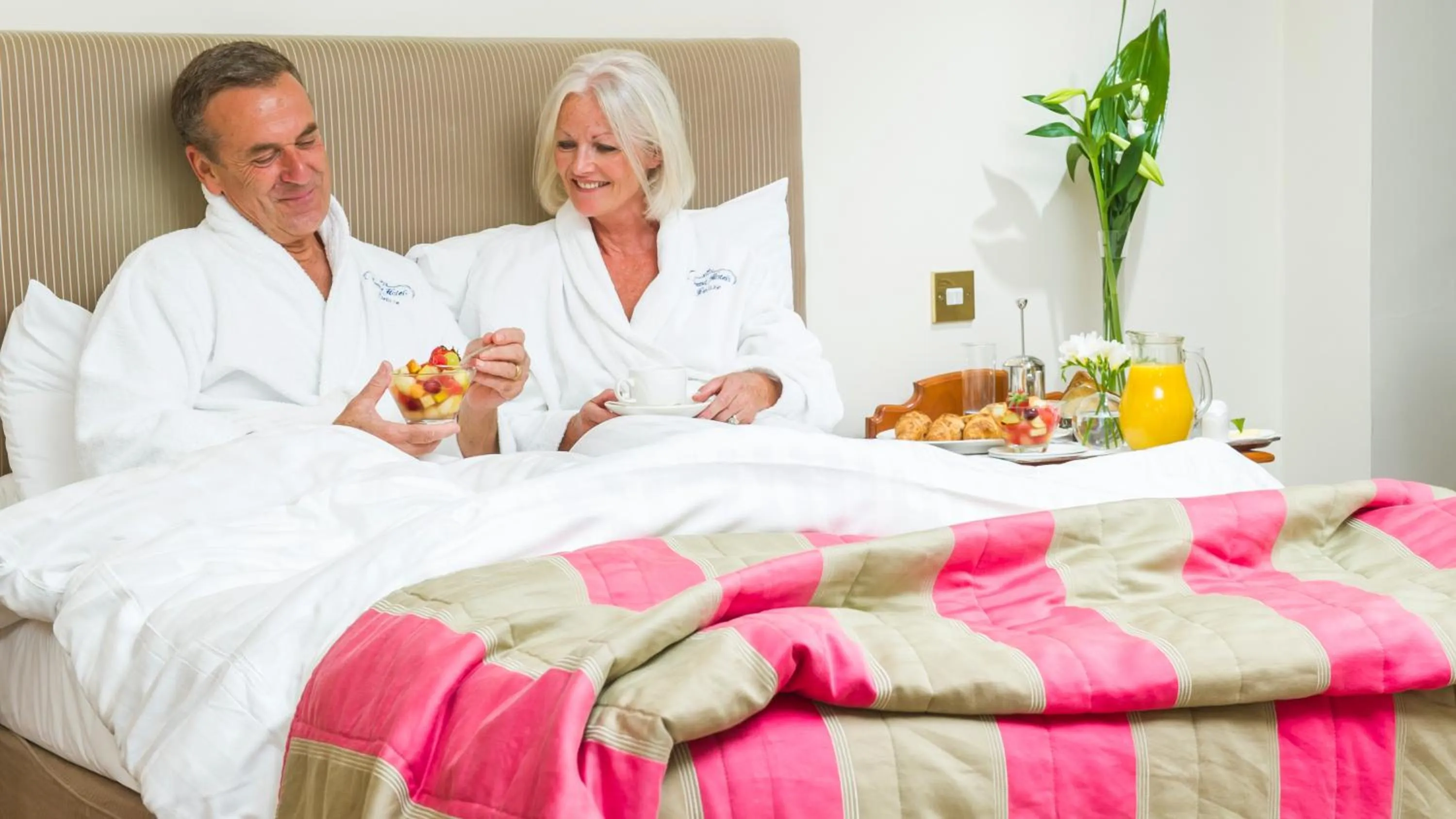 Bedroom, Bed in Saunton Sands Hotel Source Spa and Wellness