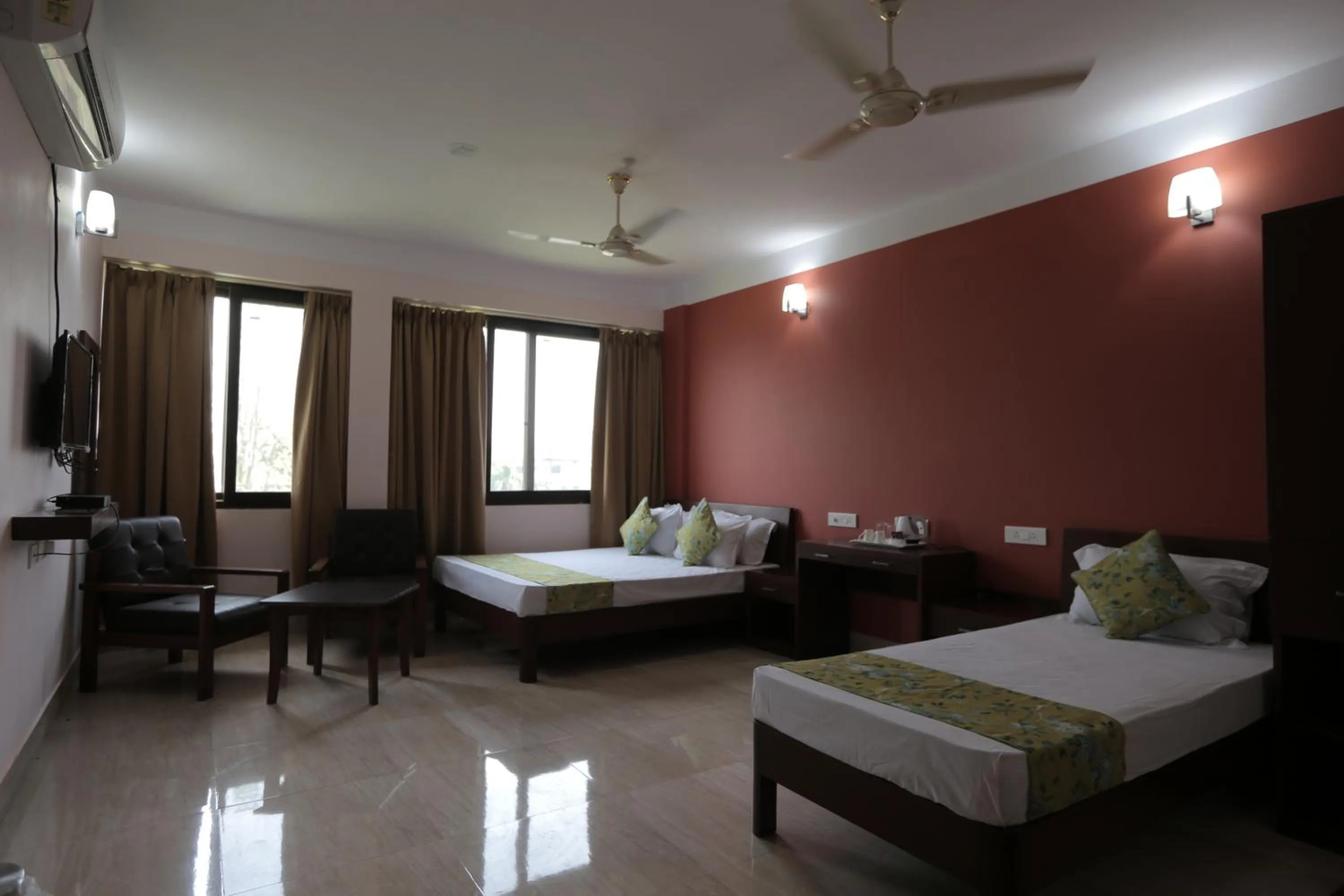Photo of the whole room, Bed in Yaksha Holiday Home
