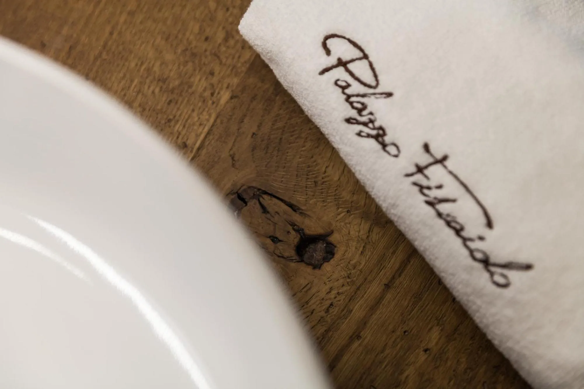 Decorative detail in Palazzo Fiscaiolo