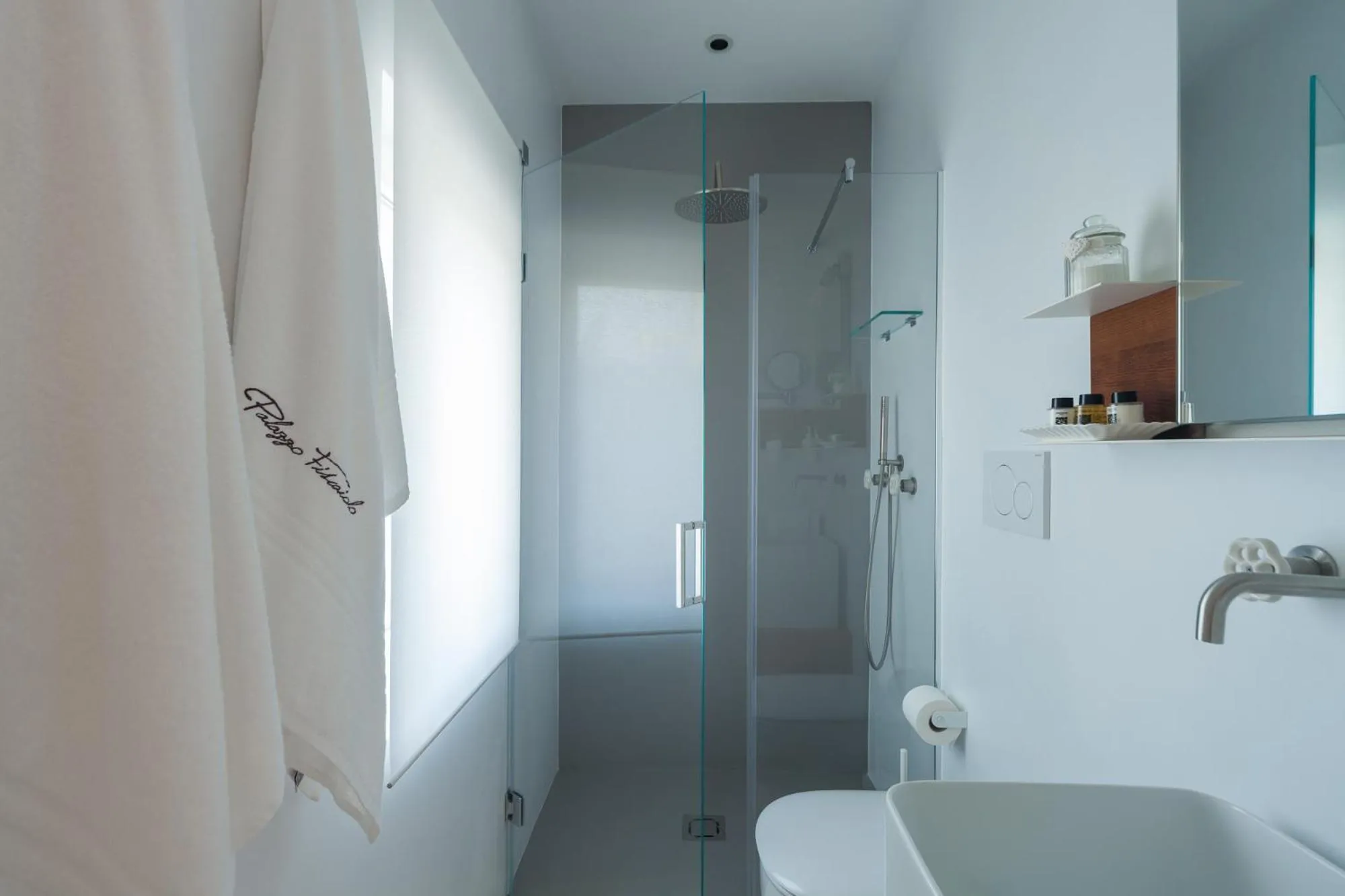 Bathroom in Palazzo Fiscaiolo