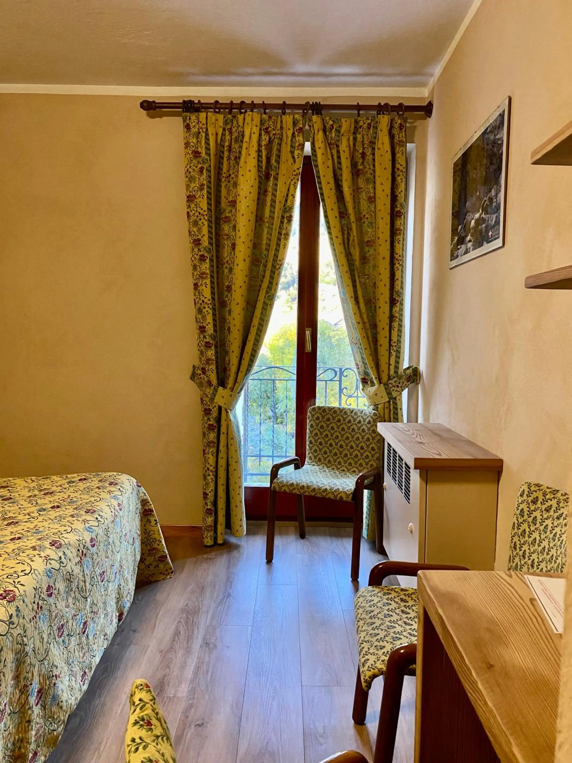 Bed in Hotel Chaberton