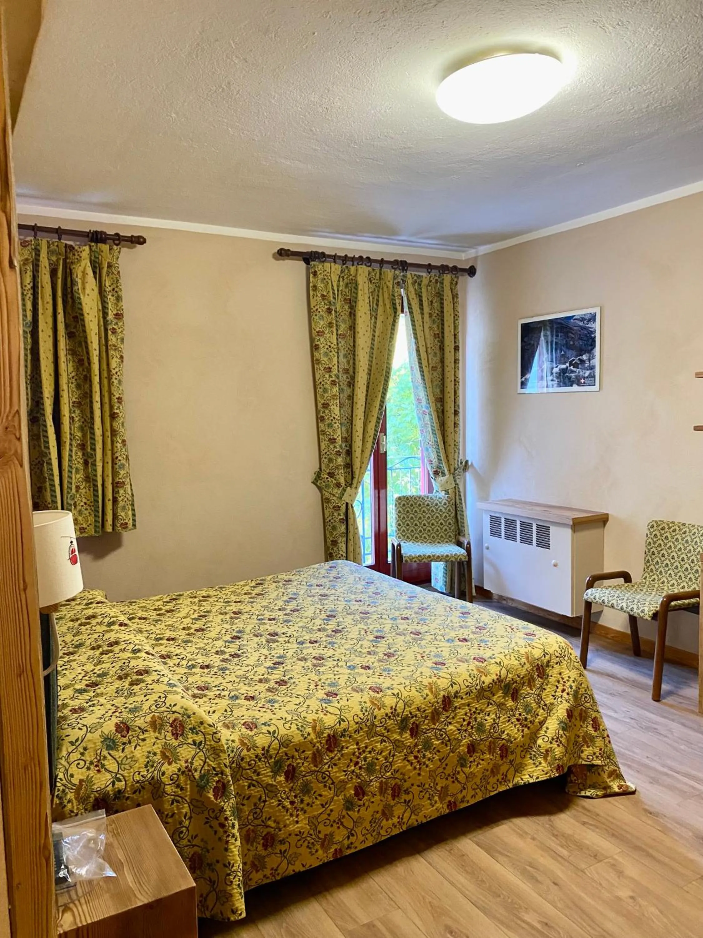 Bed in Hotel Chaberton