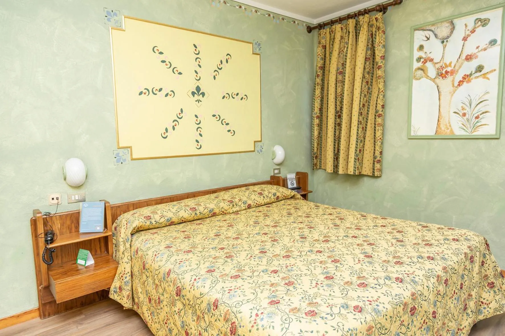 Bed in Hotel Chaberton