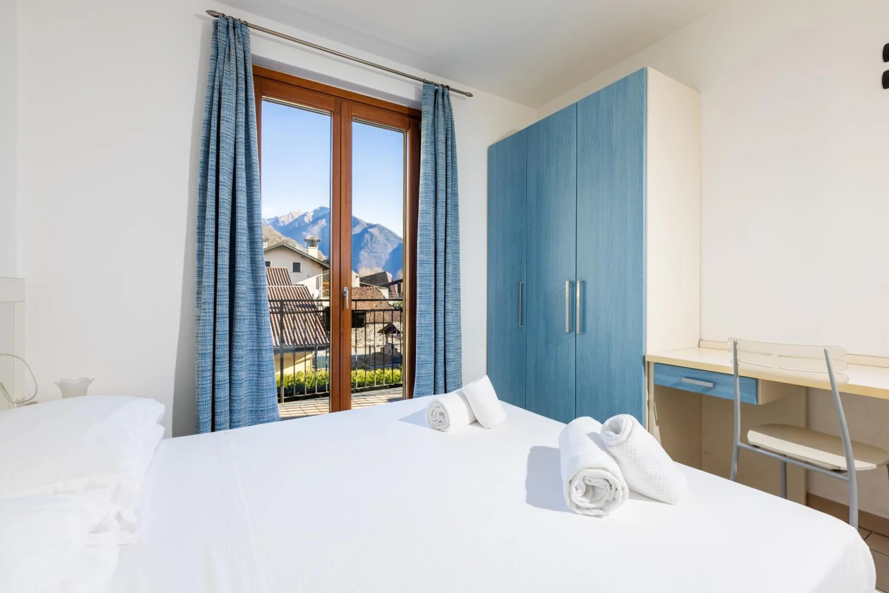 Bed in Spluga "Relax & Apartaments" by Alfio Colombo