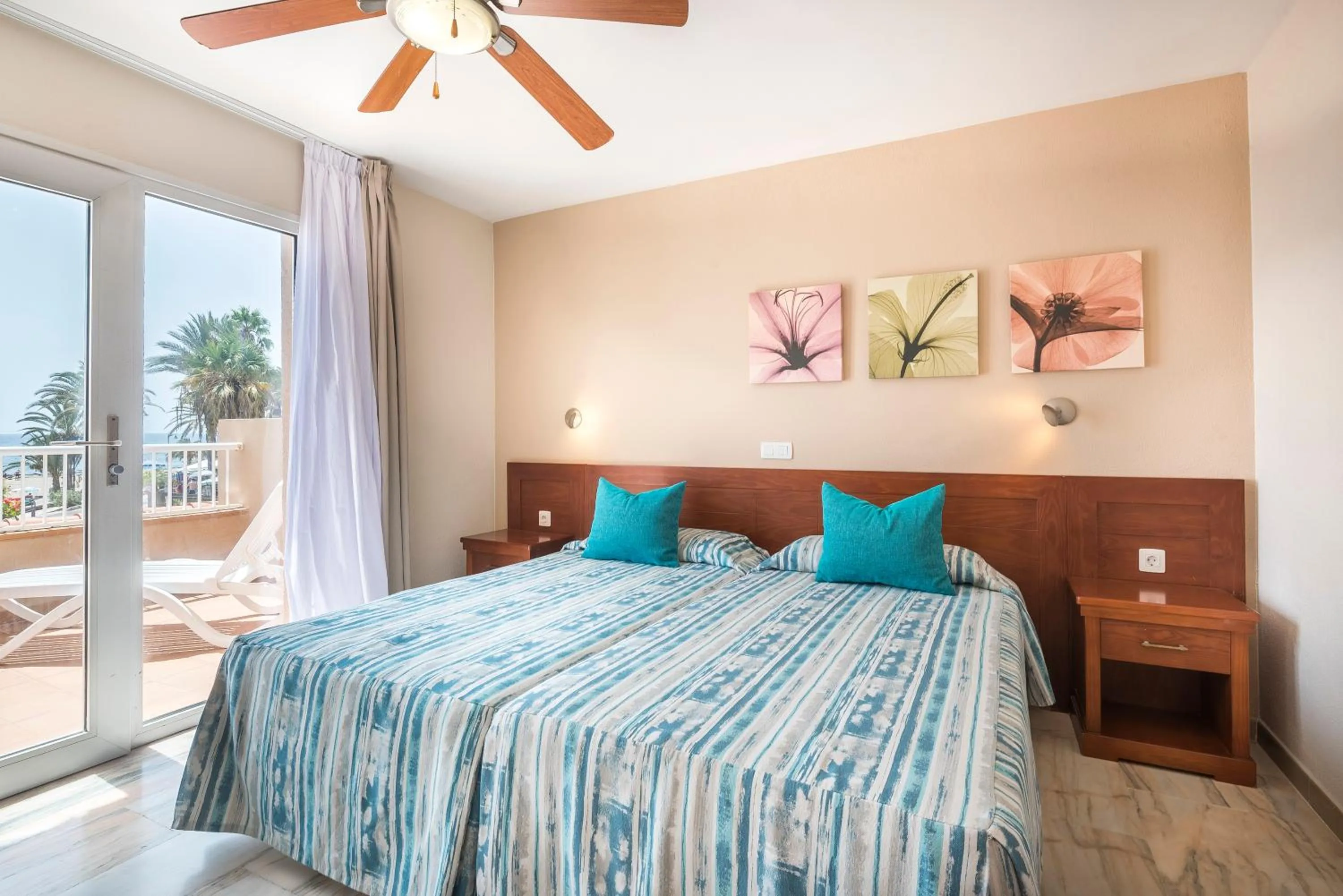 Bedroom, Bed in Vistasur