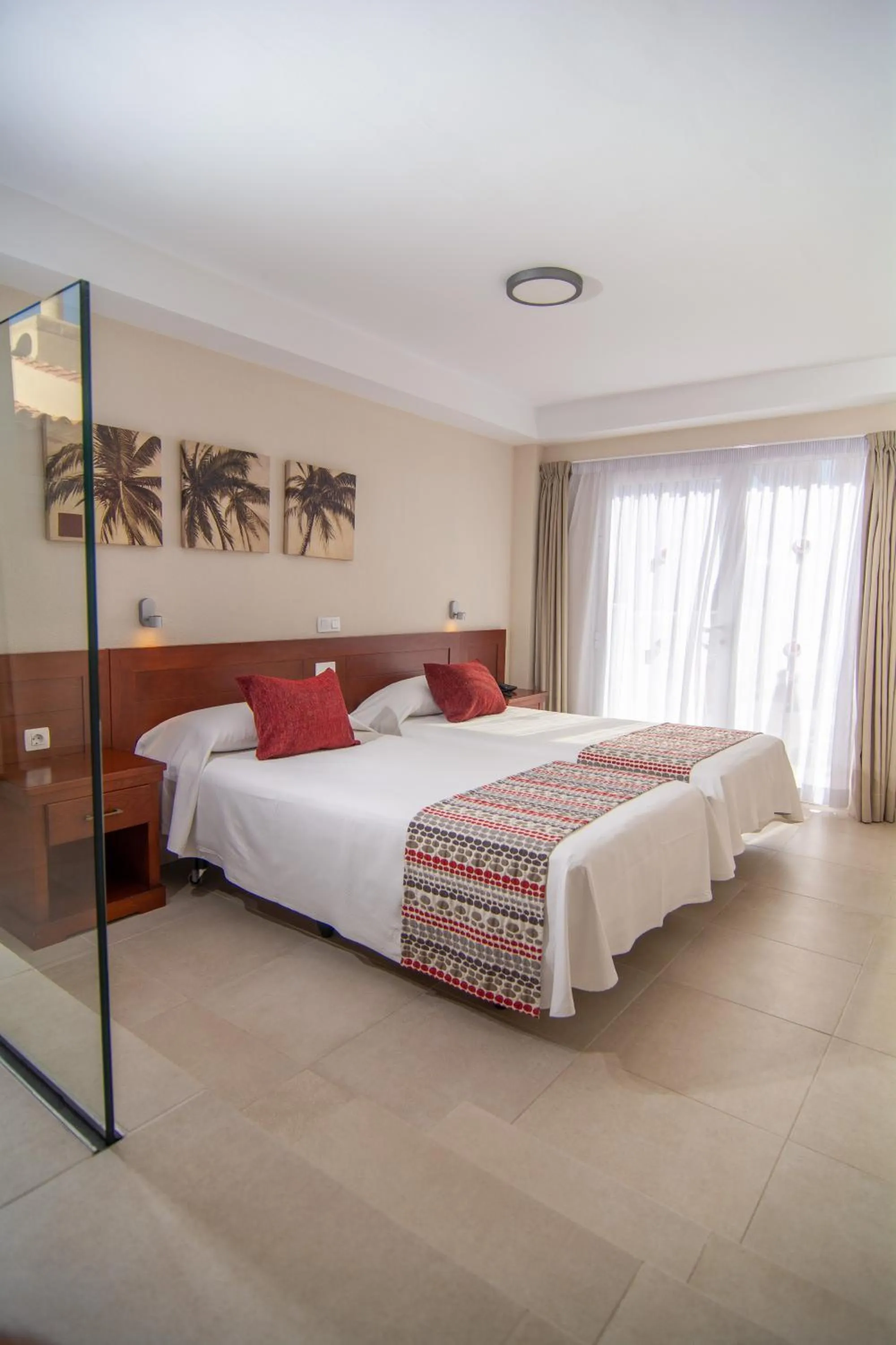 Bedroom, Bed in Vistasur