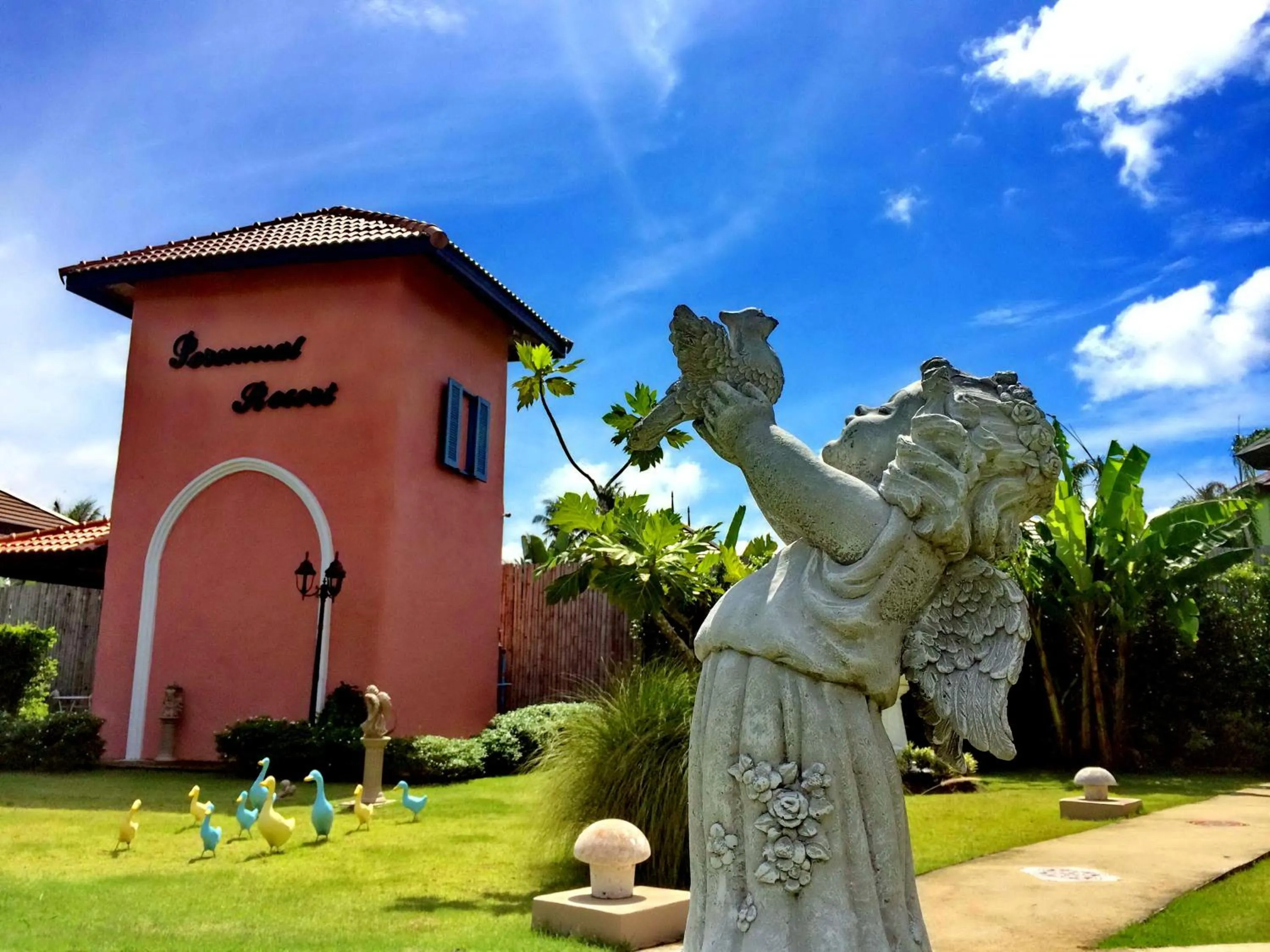 Garden in Perennial Resort