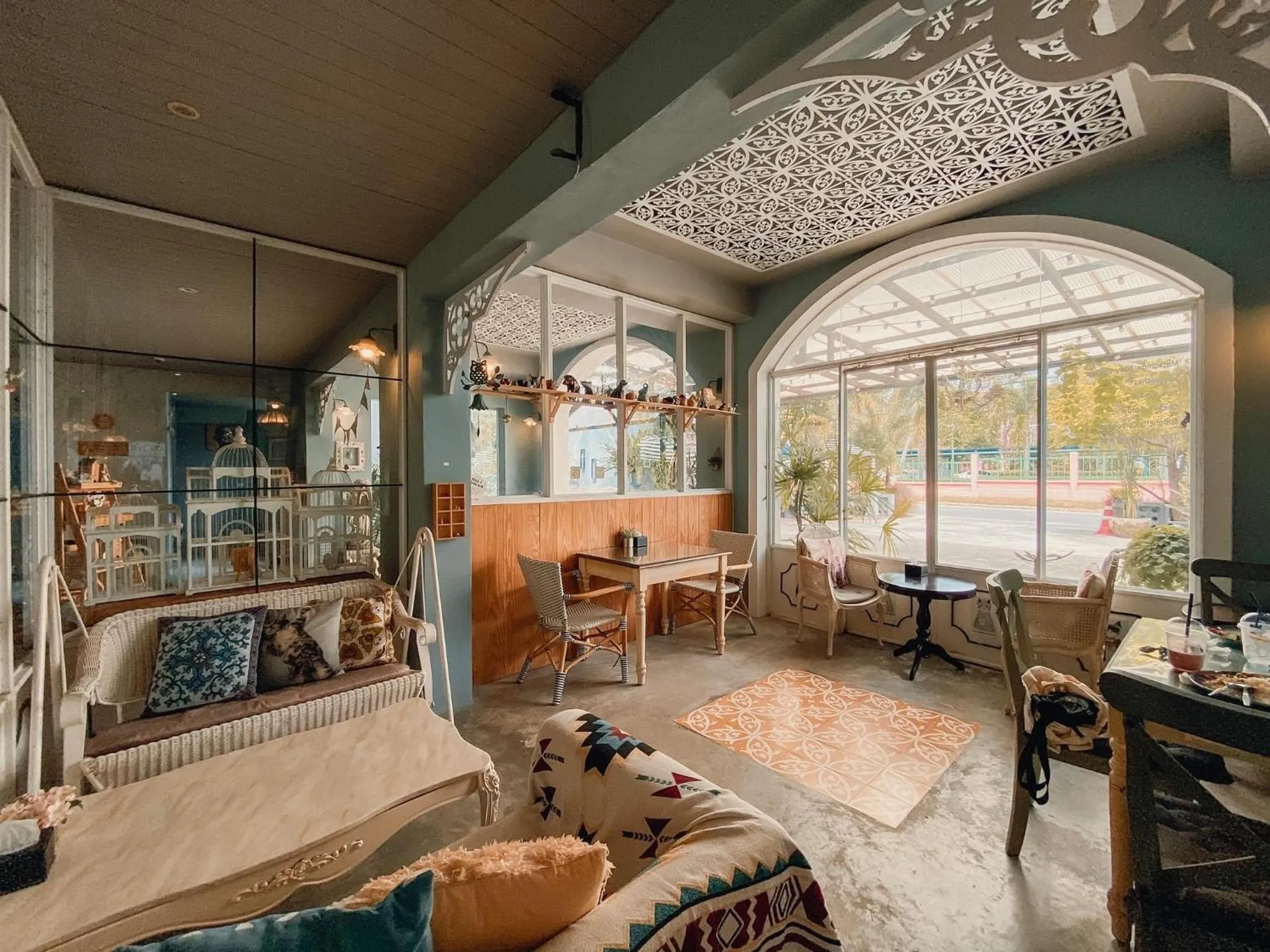 Dining area in Perennial Resort