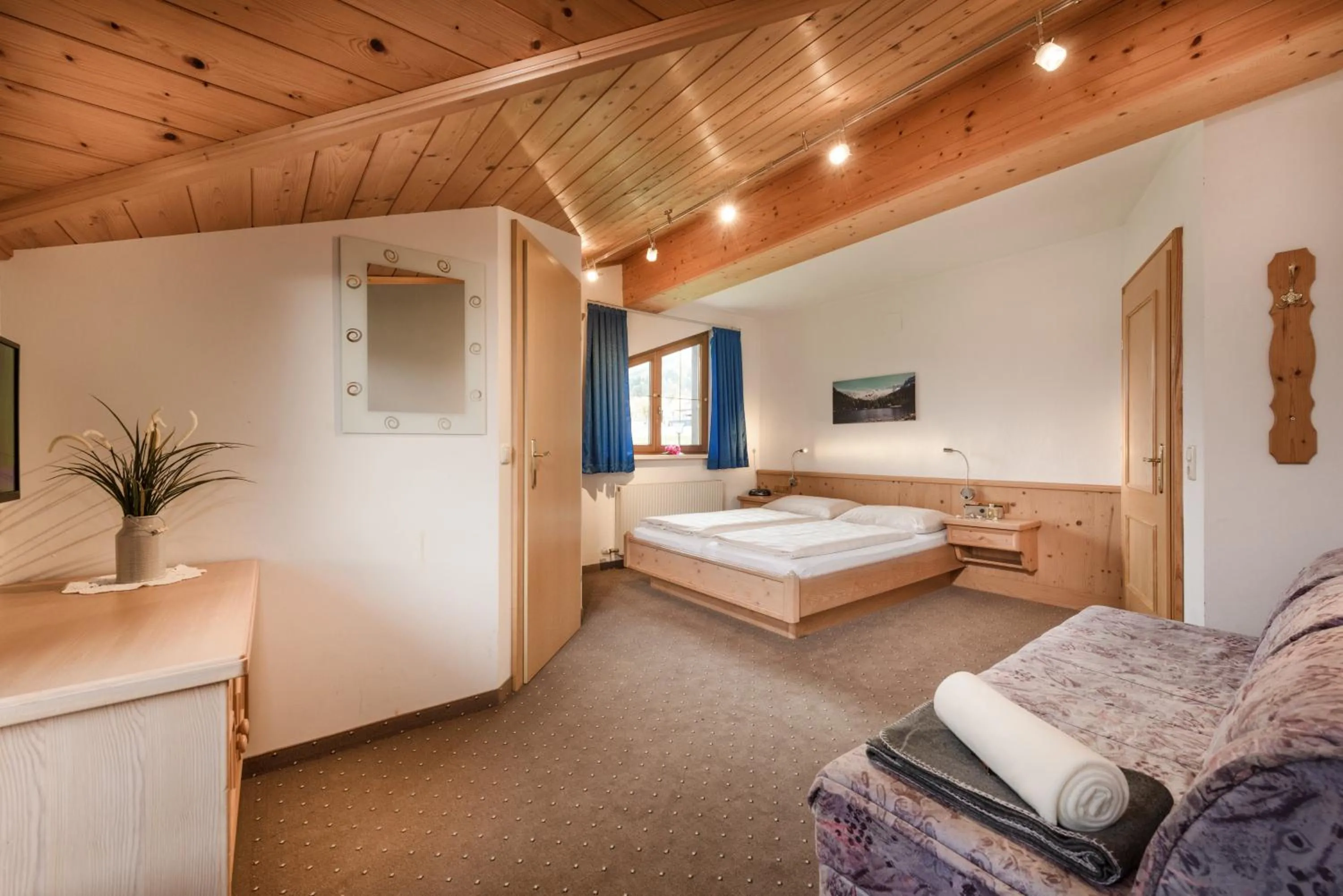 Bedroom, Bed in Gästehaus Gratz - inklusive Eintritt in die Alpentherme