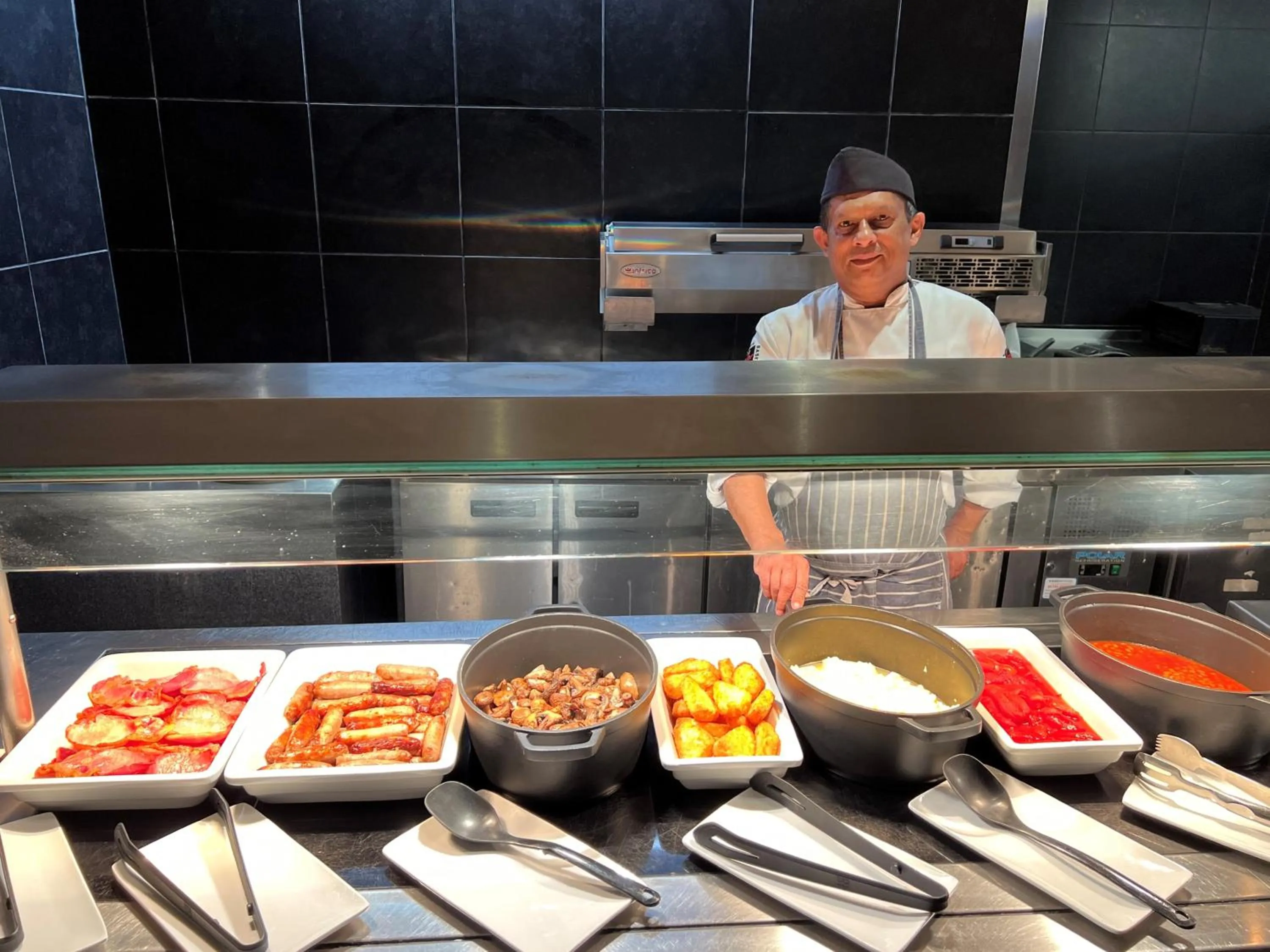 Buffet breakfast in Holiday Inn Telford Ironbridge by IHG