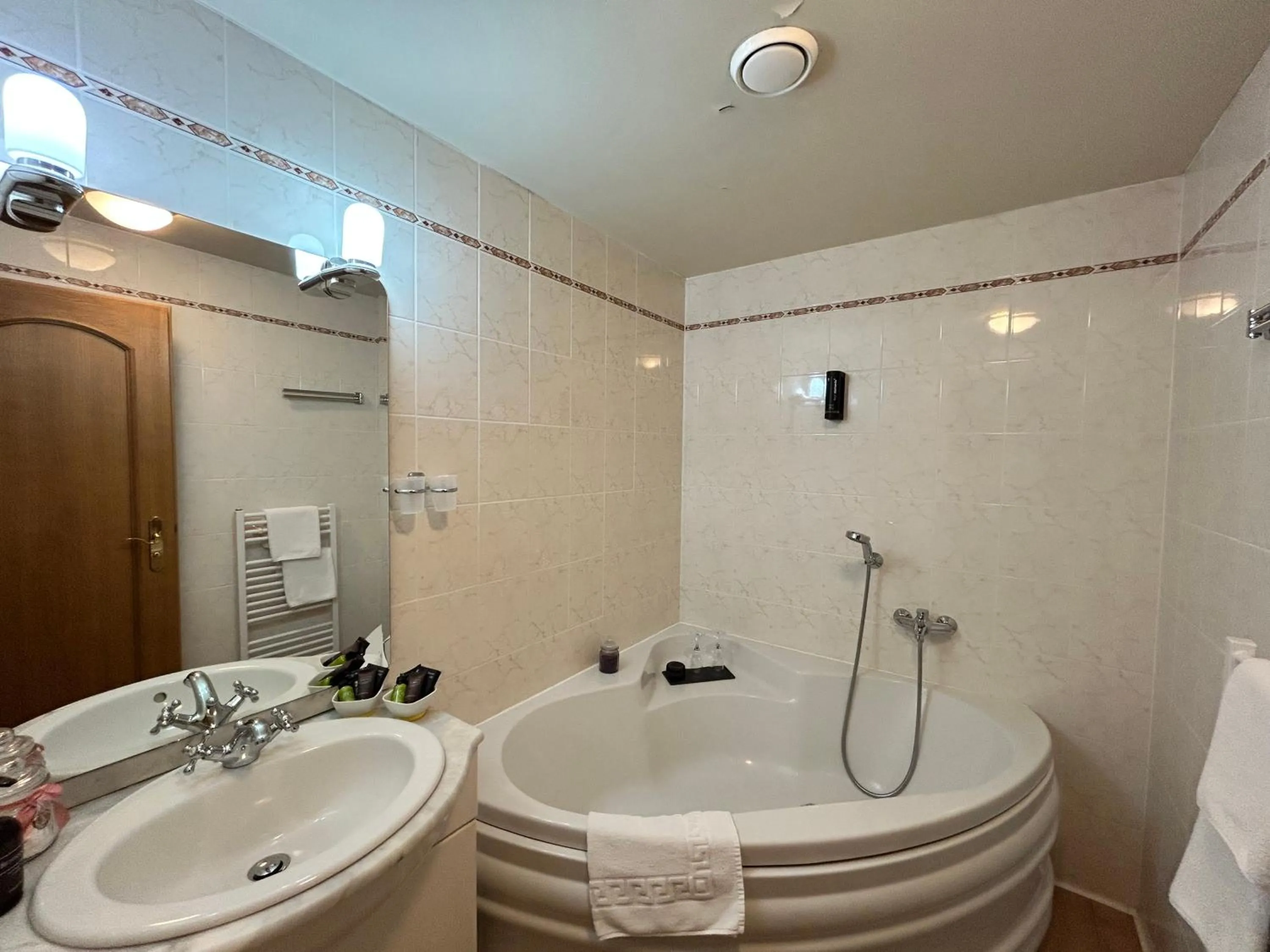 Bathroom in Hotel Brixen