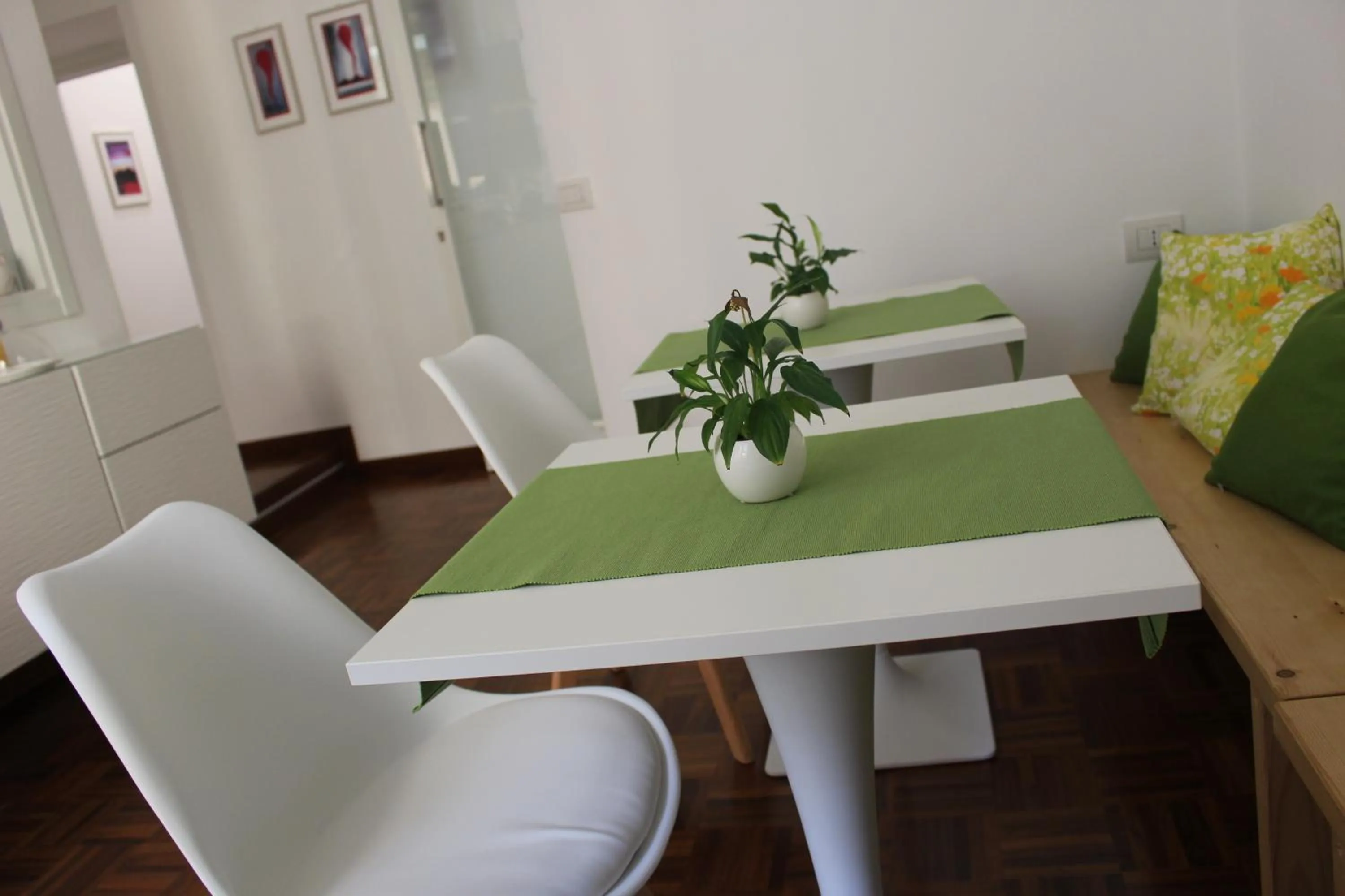 Dining area in 319 al Duomo