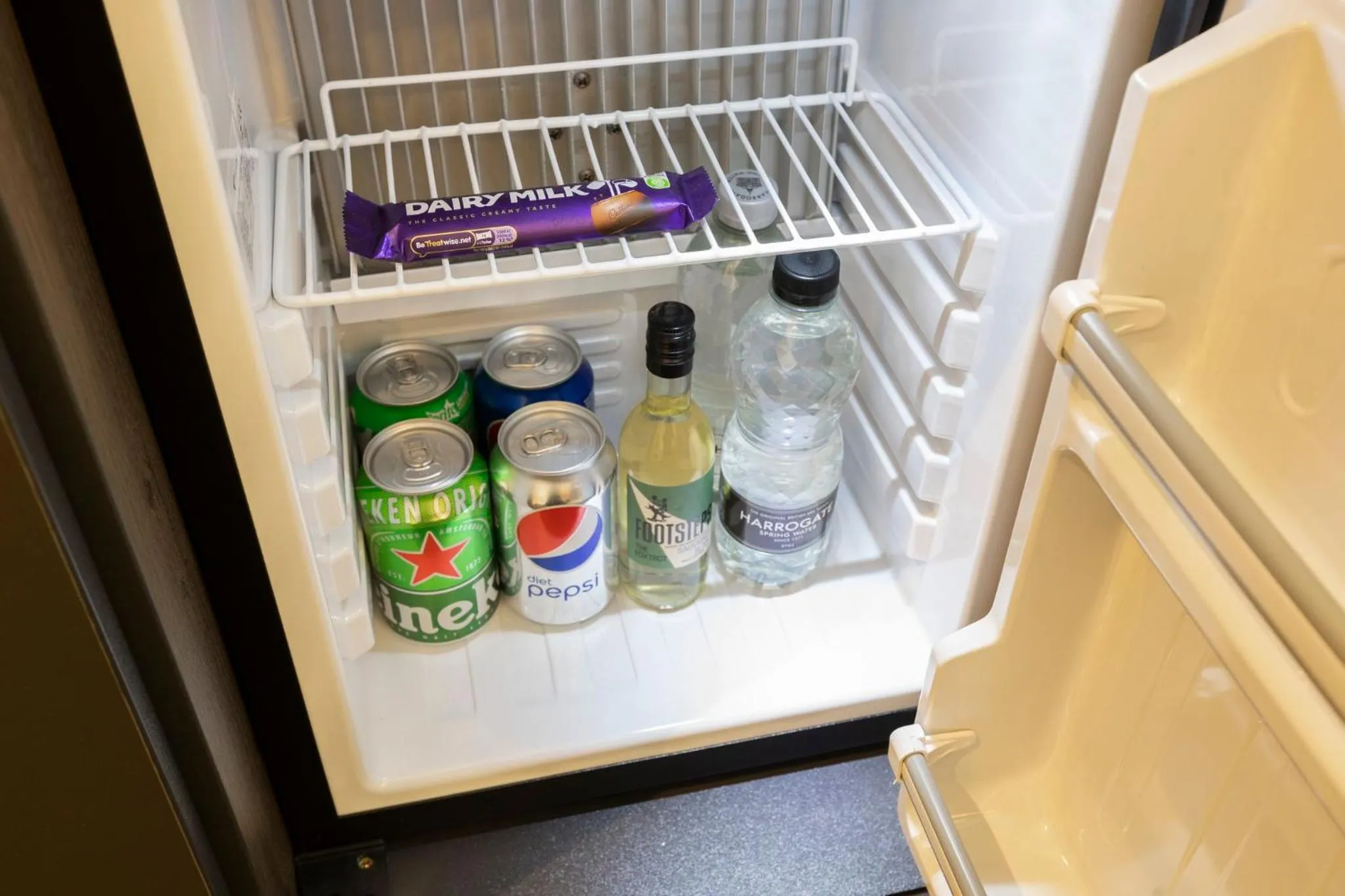 Photo of the whole room in Holiday Inn London Sutton by IHG