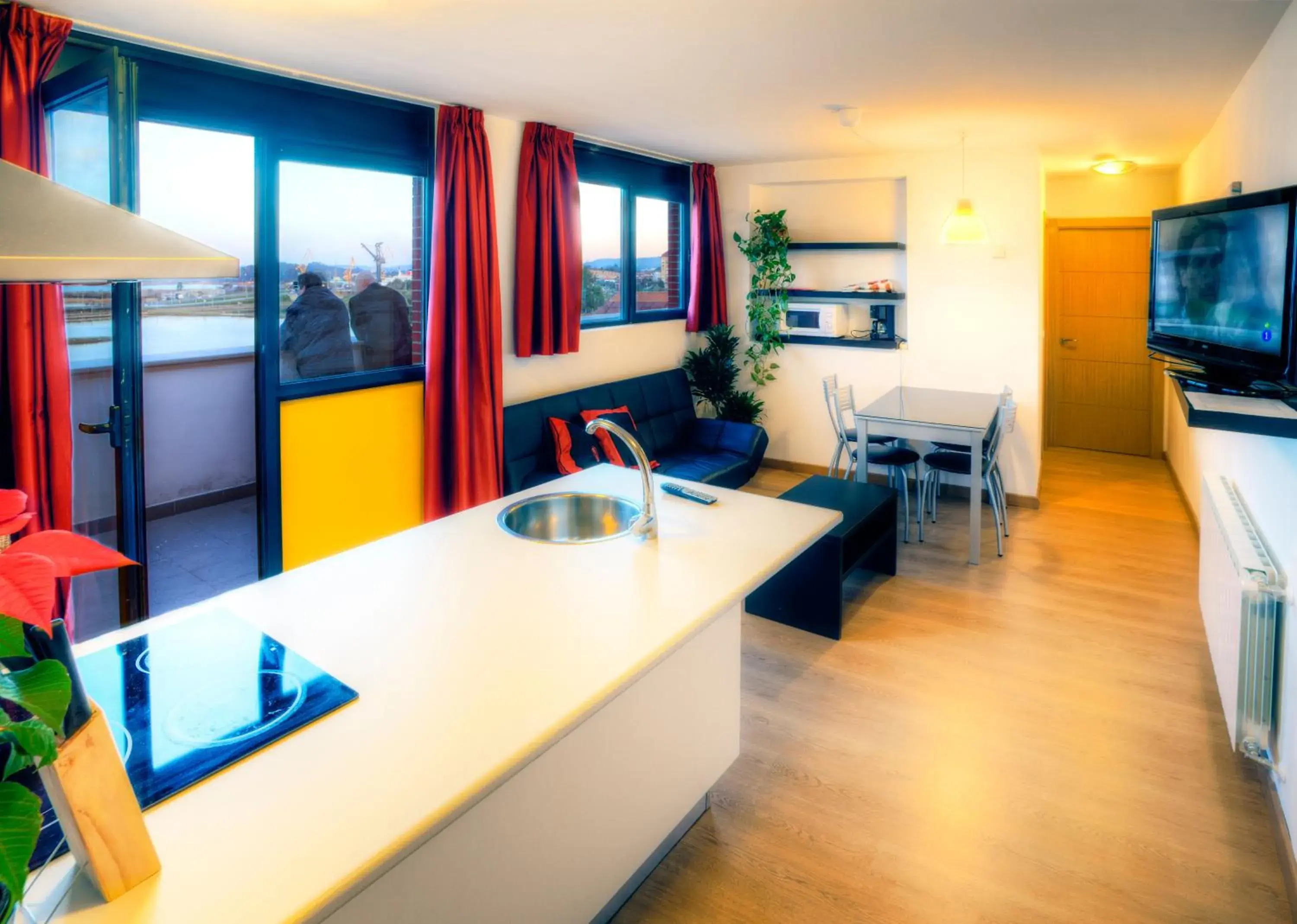 Two-Bedroom Penthouse Apartment in Apartamentos Bahía de Boó Two-Bedroom Penthouse Apartment in Apartamentos Bahía de Boó