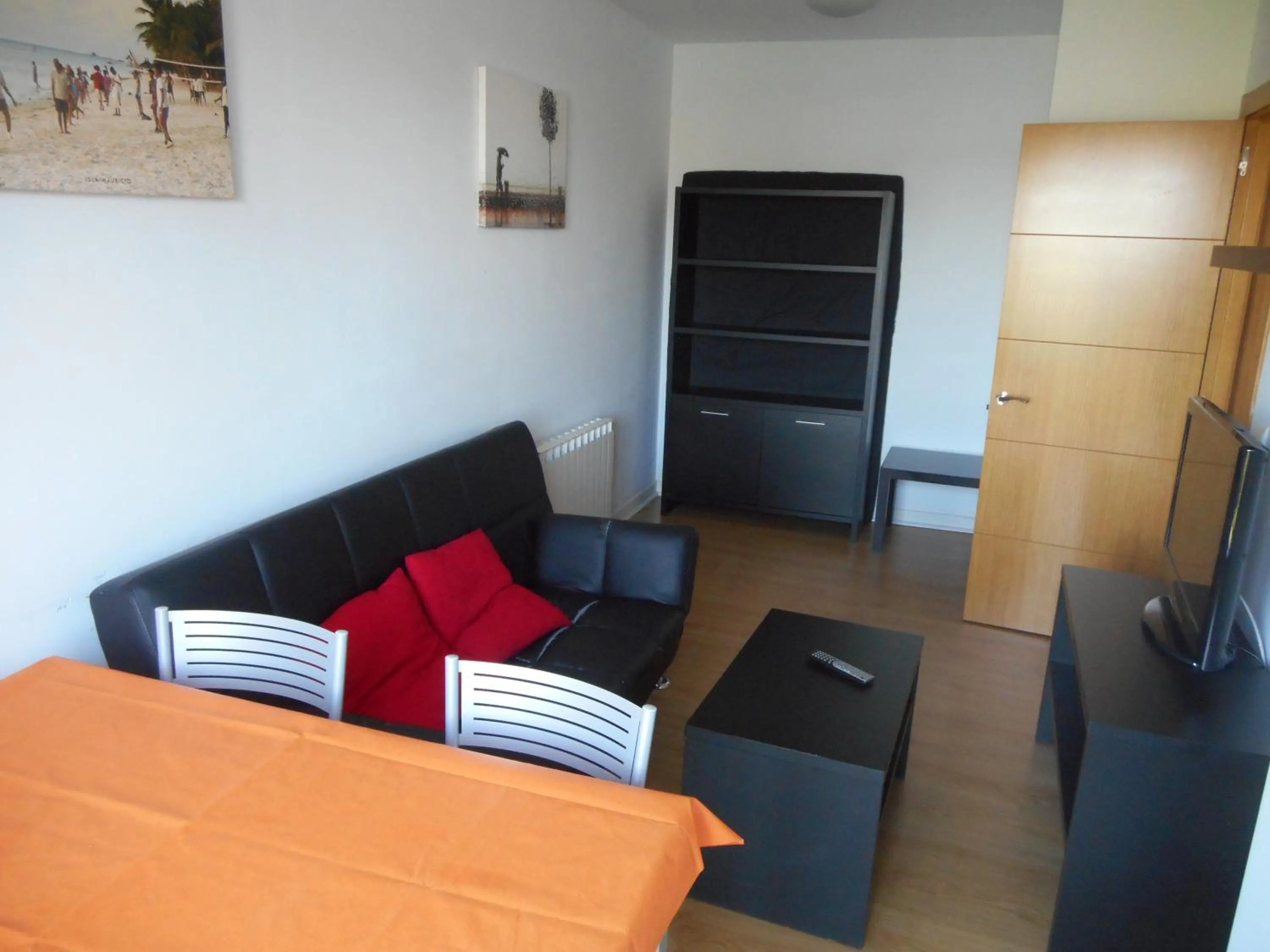 Living room in Apartamentos Bahía de Boó