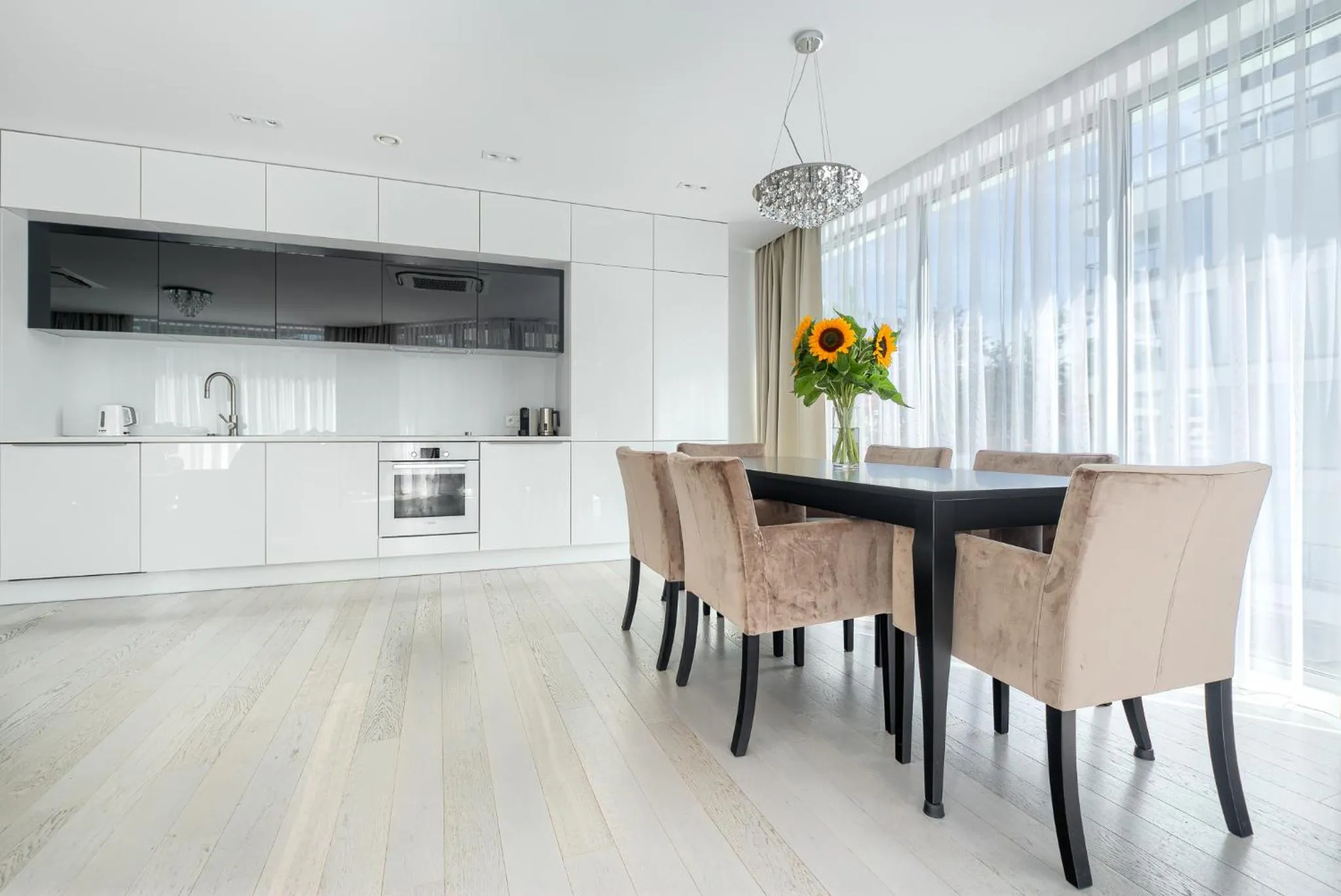 Kitchen or kitchenette in Dune Resort Mielno - B