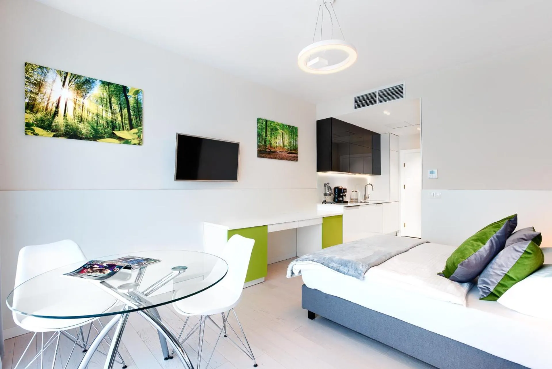 Communal lounge/ TV room in Dune Resort Mielno - B