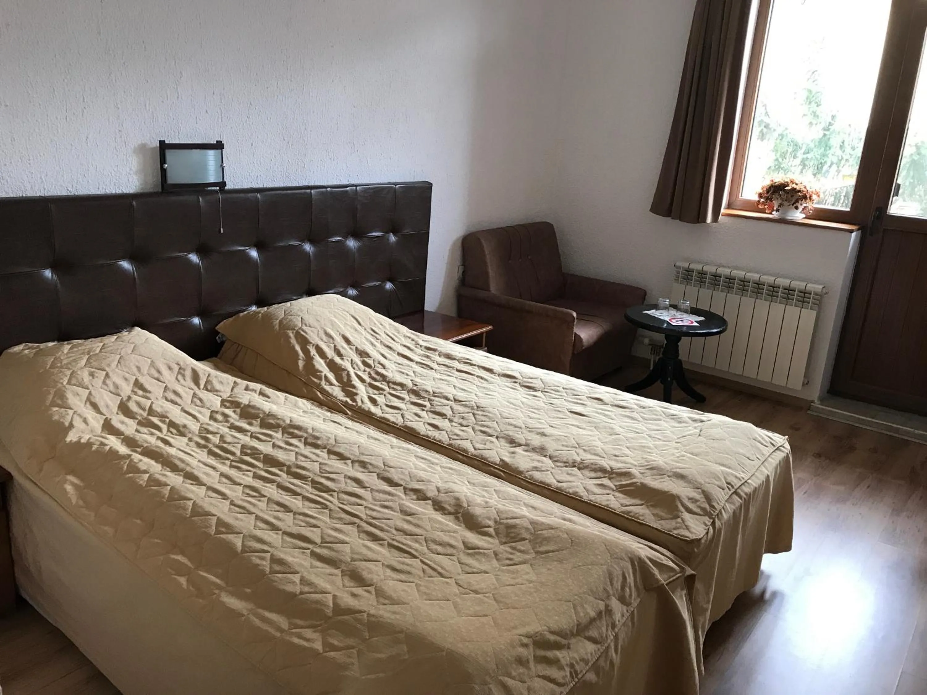 Bed in Durchova Kashta Family Hotel