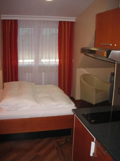 Bed in KRAL - Residenz Erlangen