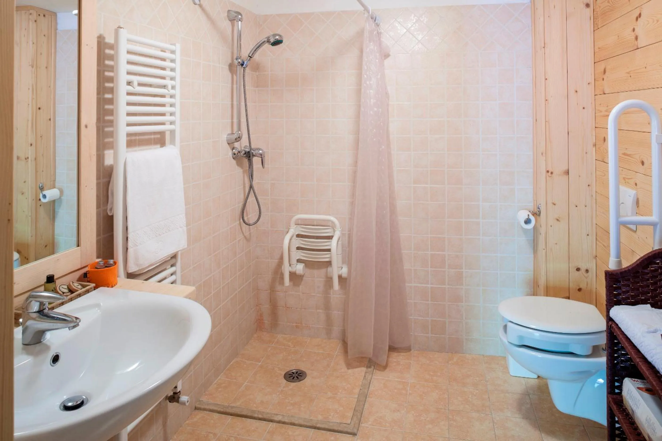 Bathroom in Albergo Diffuso Sauris in Sauris Di Sopra