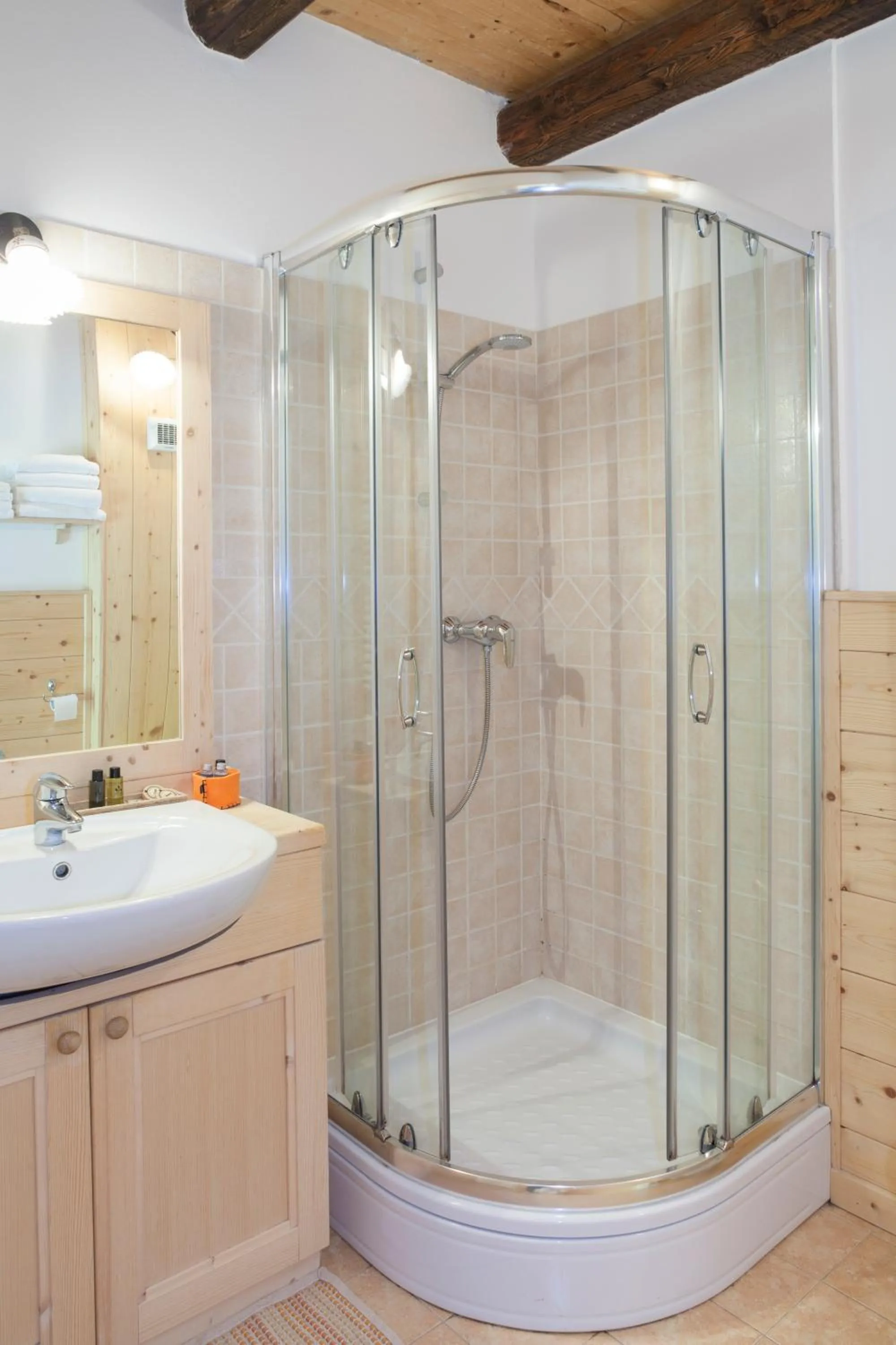 Bathroom in Albergo Diffuso Sauris in Sauris Di Sopra